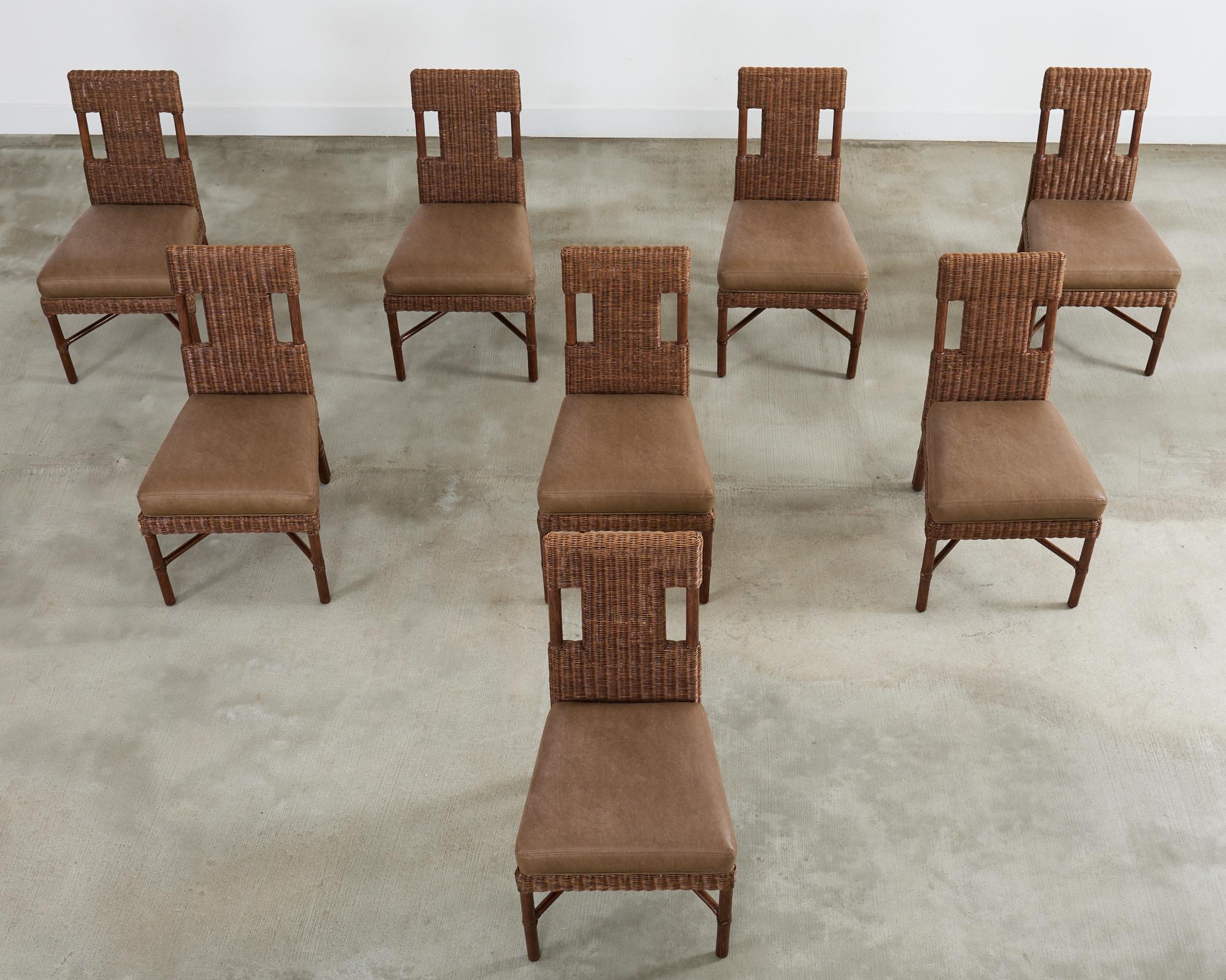 Americano Set di otto sedie da pranzo in rattan Thomas Pheasant per McGuire in vendita