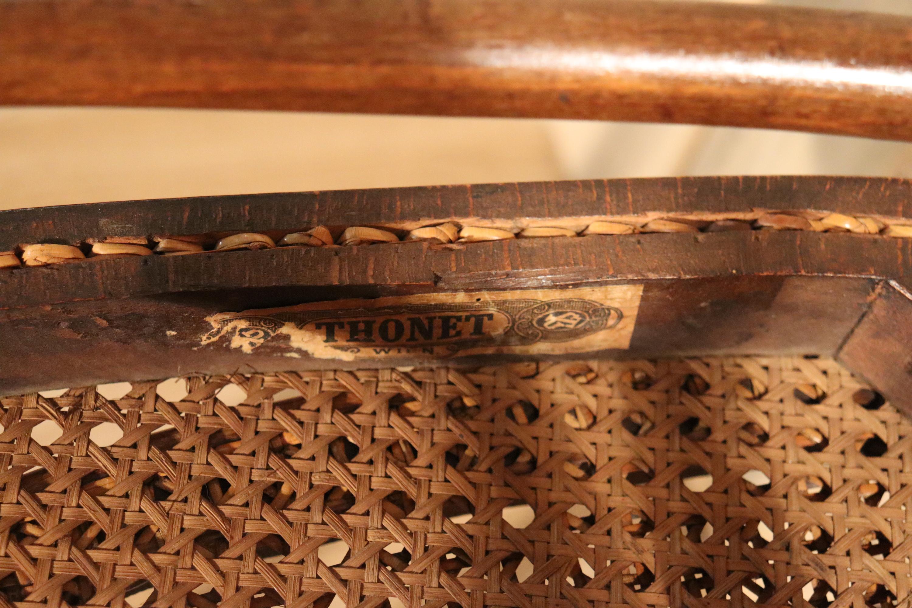 Set Of Eight Thonet Bistro Chairs No. 56 en vente 3