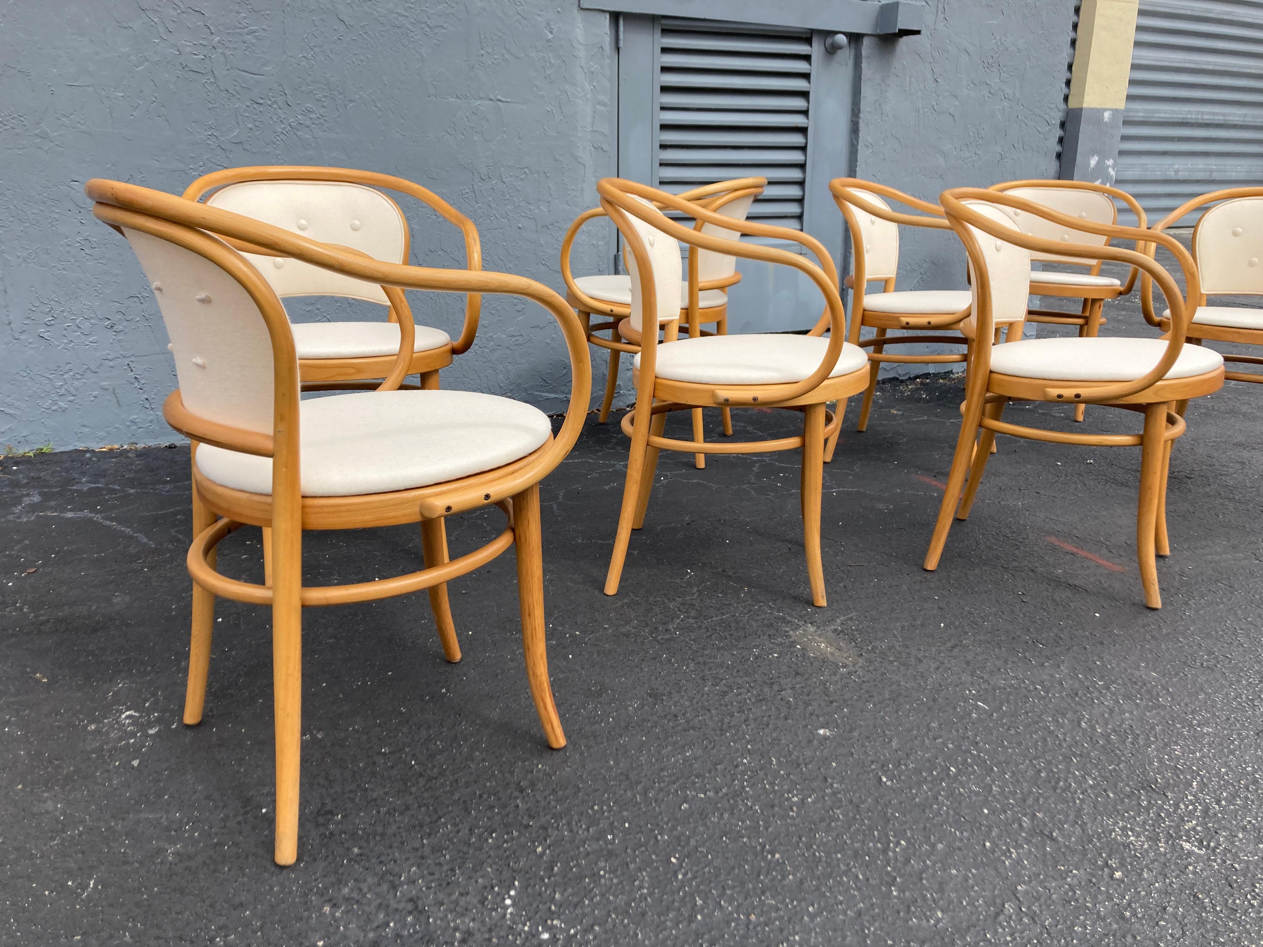 Set of Eight Thonet Dining Chairs 210, Knoll Fabric, Bentwood 11