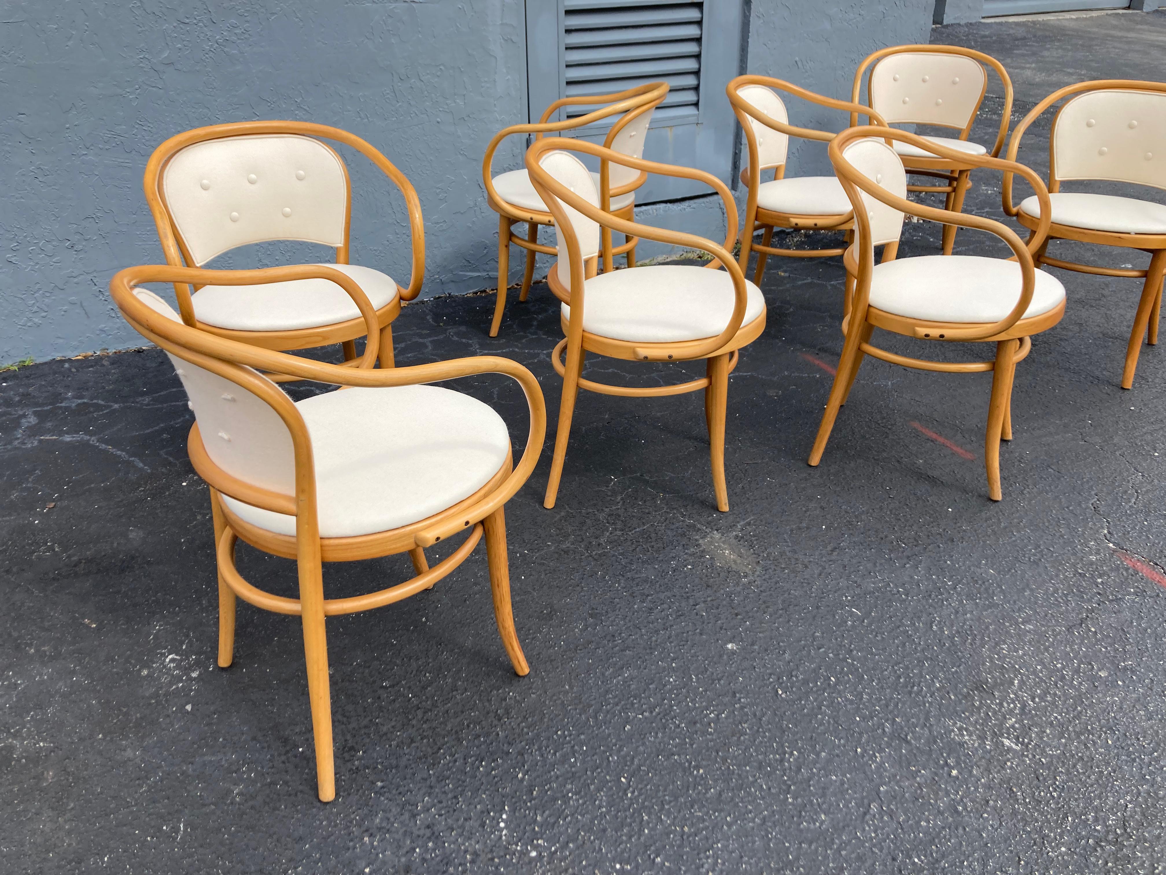 Set of Eight Thonet Dining Chairs 210, Knoll Fabric, Bentwood 12