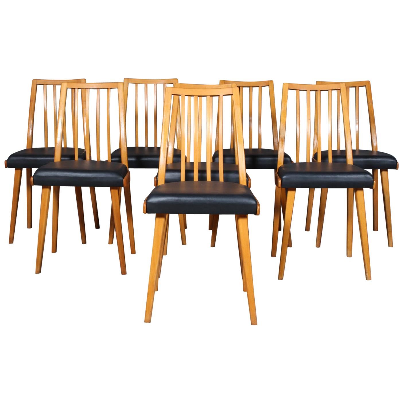 Set of Eight Thonet ‘Ton’ Dining Chairs, 1940s