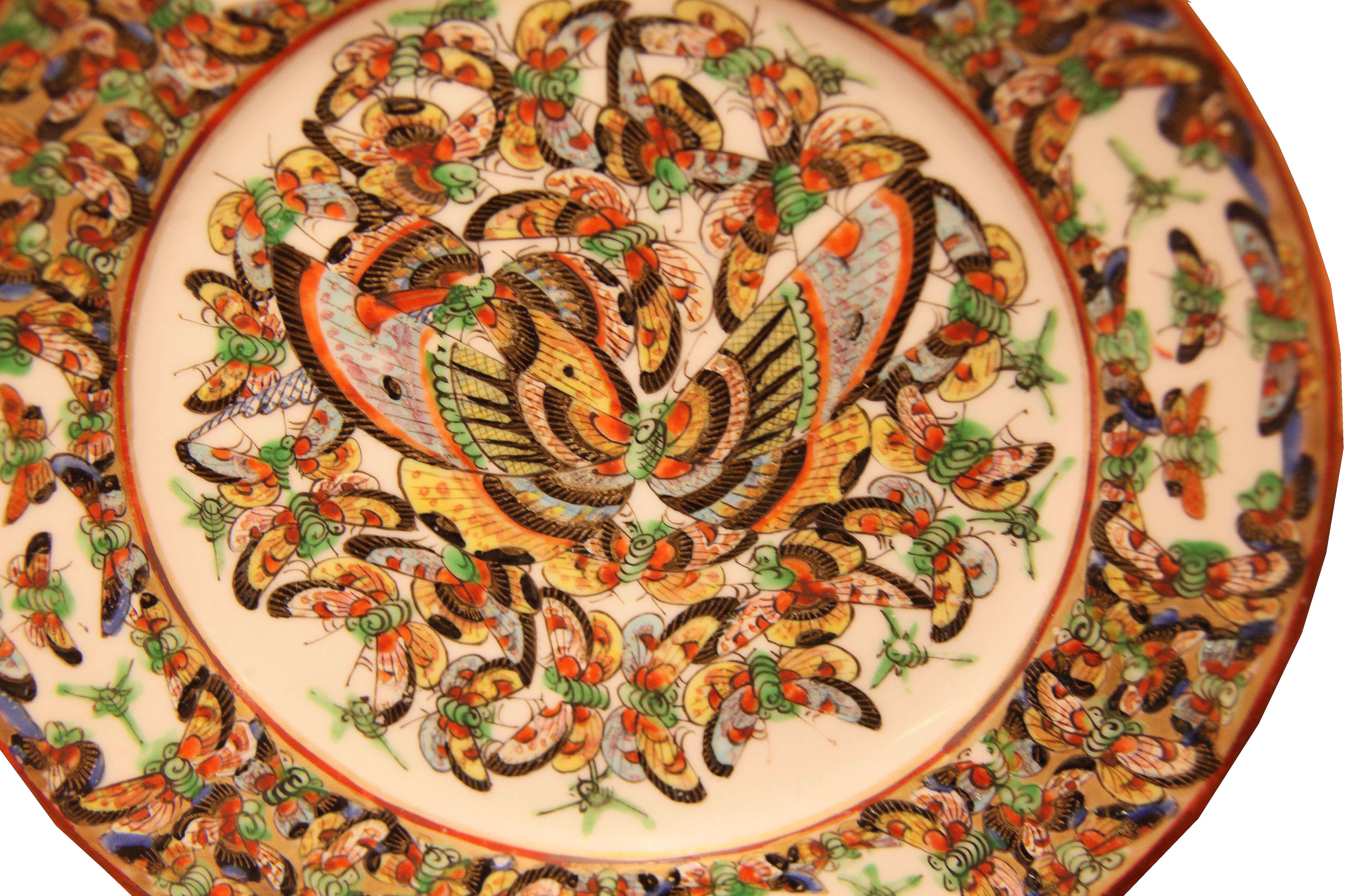 Early 20th Century Set of Eight Thousand Butterfly Plates For Sale