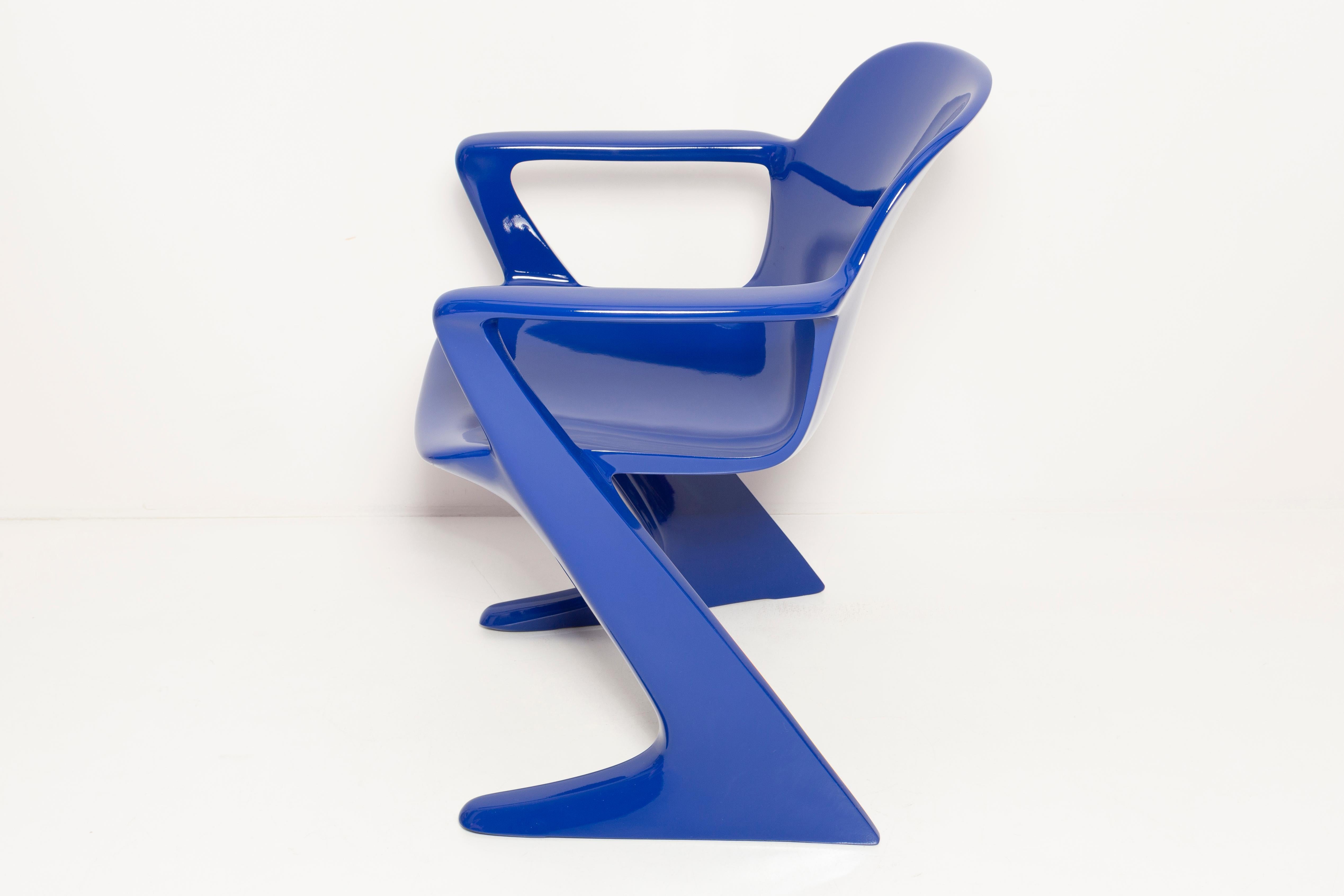 Set of Eight Ultramarine Blue Kangaroo Chairs, by Ernst Moeckl, Germany, 1968 For Sale 2