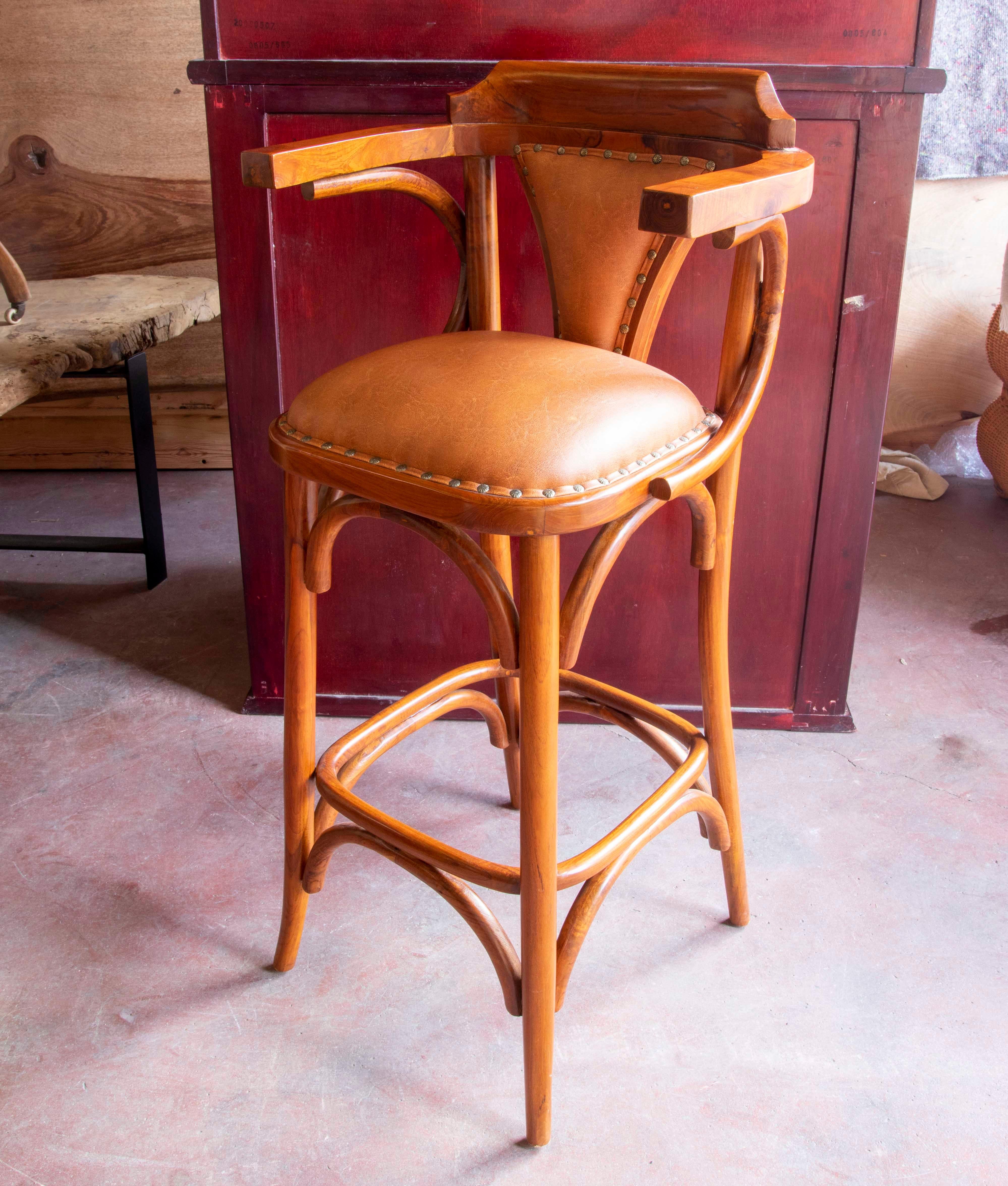Set of Eight Upholstered Wooden Stools with Backrests  In Good Condition For Sale In Marbella, ES