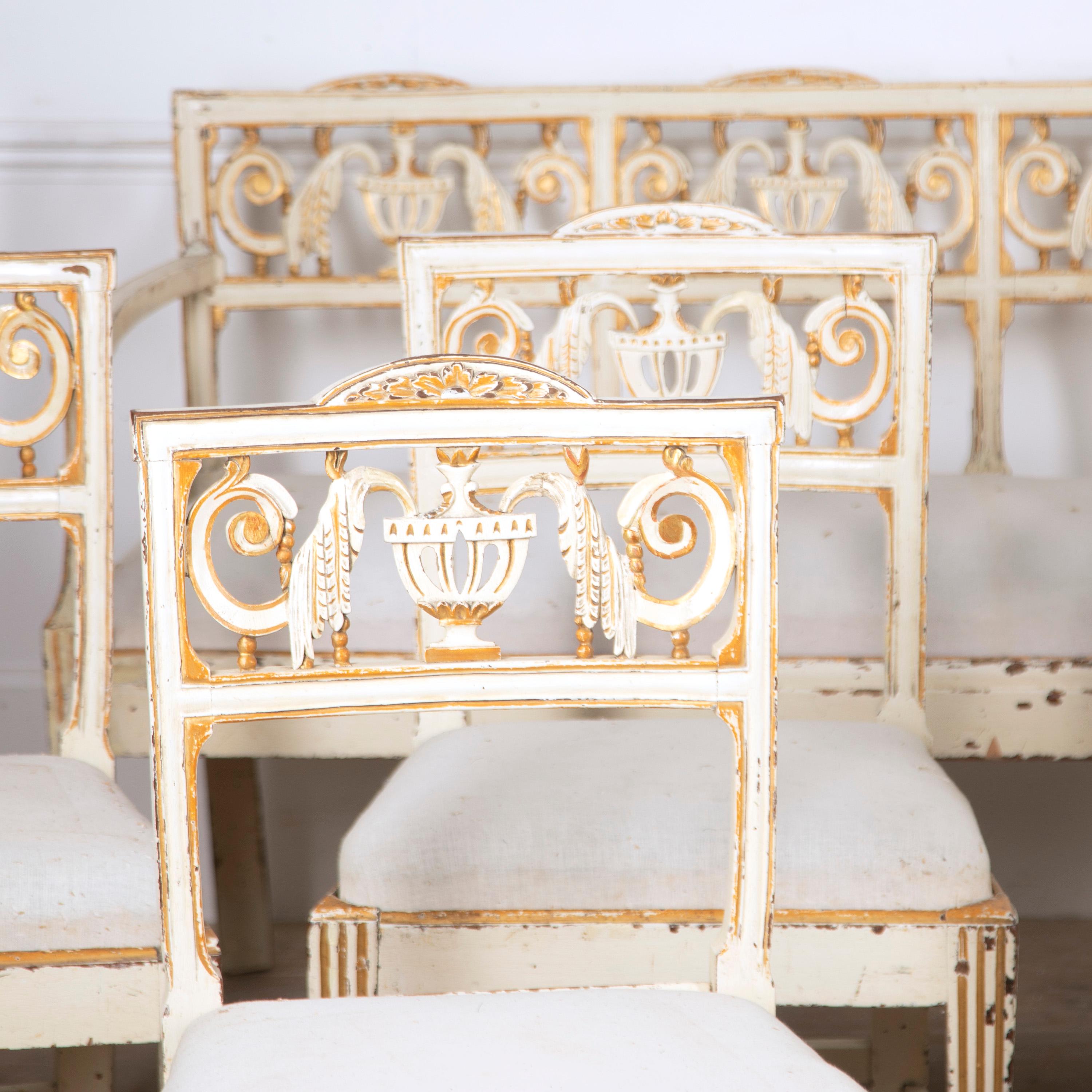 Rococo Ensemble de huit chaises et bancs de salle à manger vénitiennes en vente
