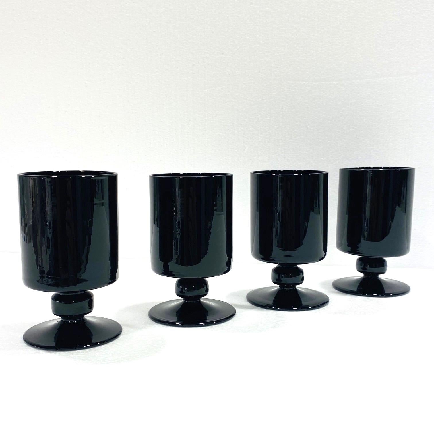 Italian Set of Eight Black Crystal Wine and Water Goblets, Italy, circa 1980s For Sale