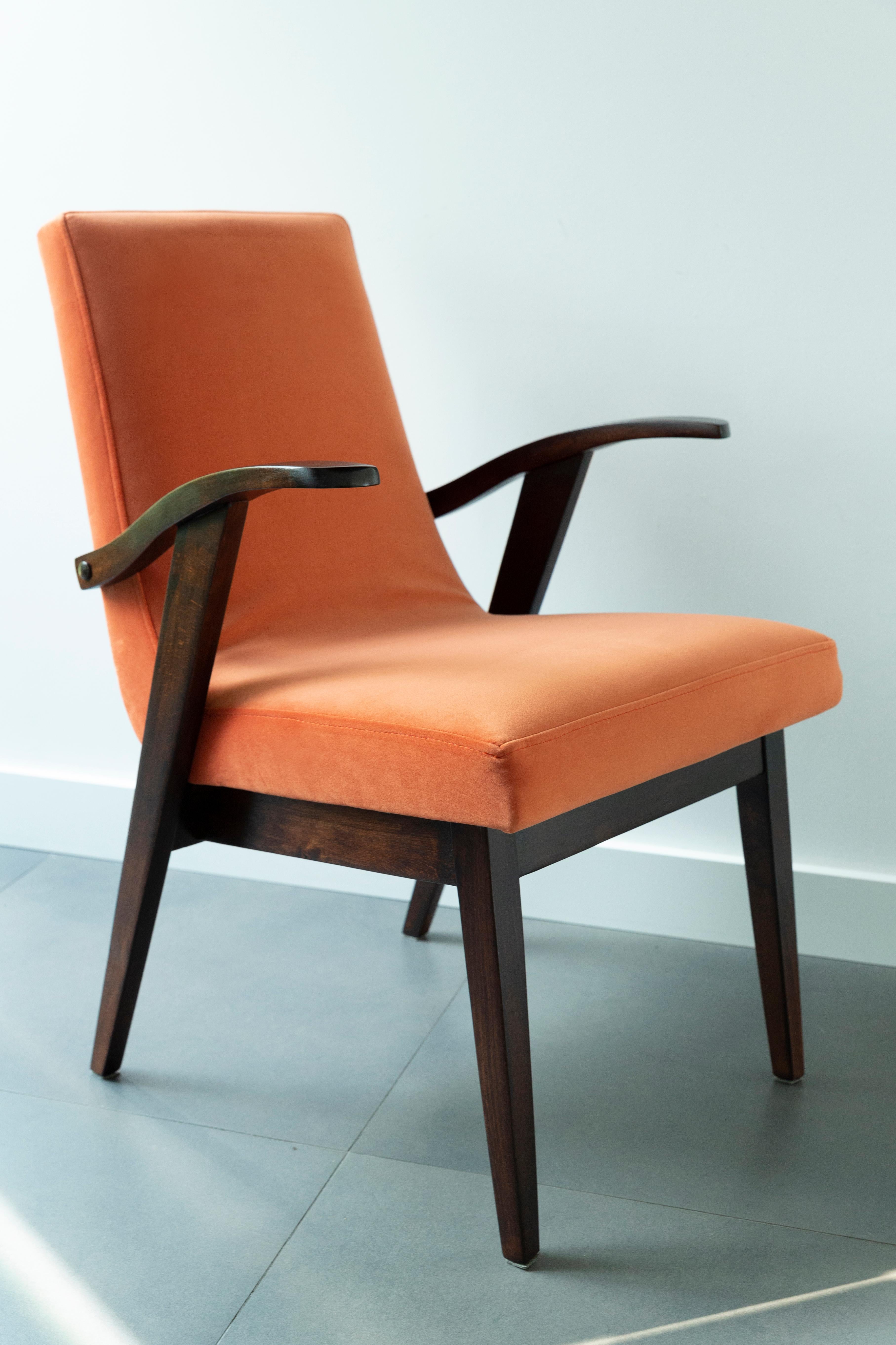 Polish Set of Eight Vintage Chairs in Orange Velvet by Mieczyslaw Puchala, 1960s For Sale