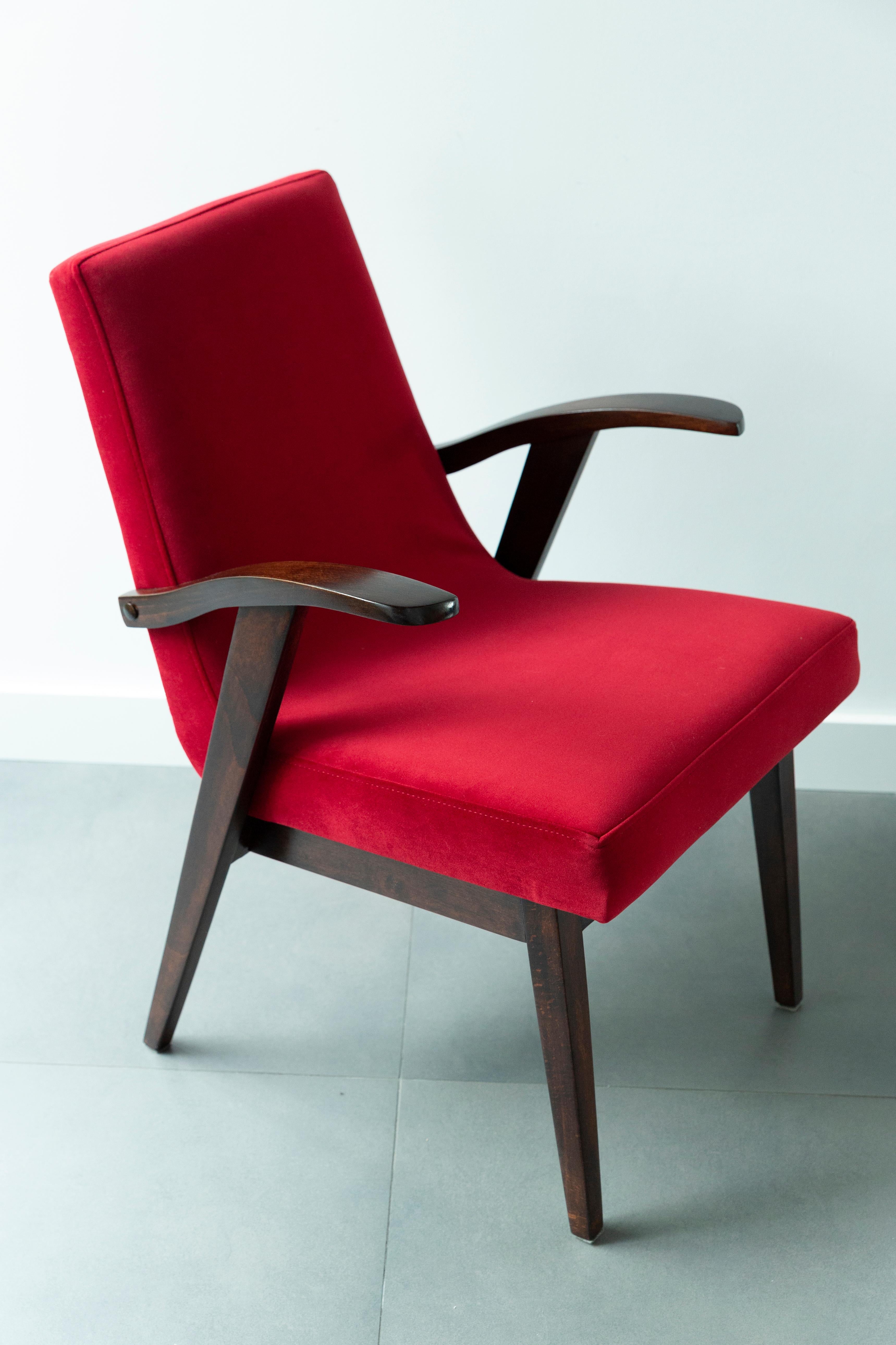 Hand-Crafted Set of Eight Vintage Chairs in Red Velvet by Mieczyslaw Puchala, 1960s For Sale