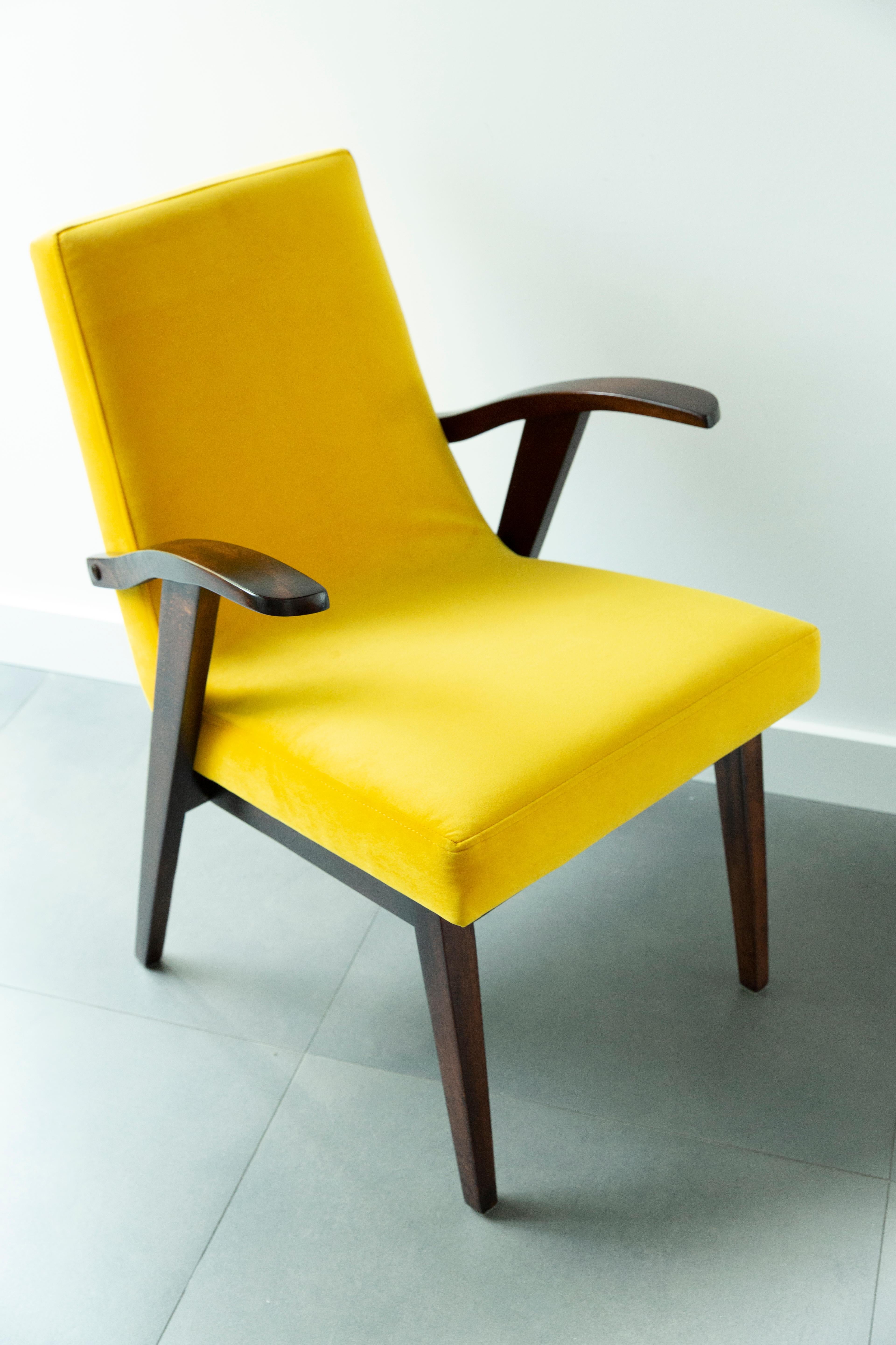 Polish Set of Eight Vintage Chairs in Yellow Velvet by Mieczyslaw Puchala, 1960s For Sale