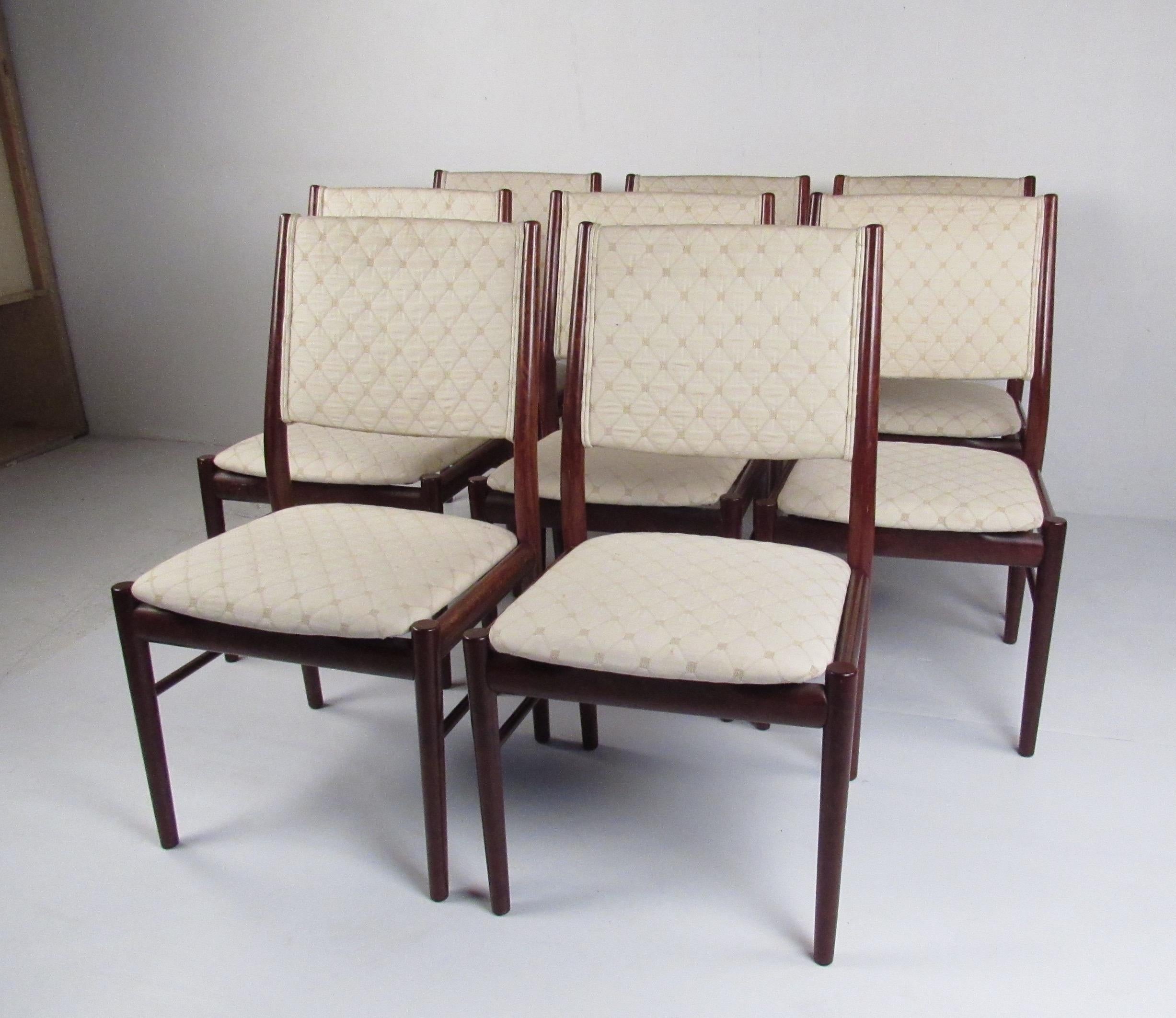 Set of Eight Vintage Danish Rosewood Chairs from Skovby Møbelfabrik (Dänisch) im Angebot