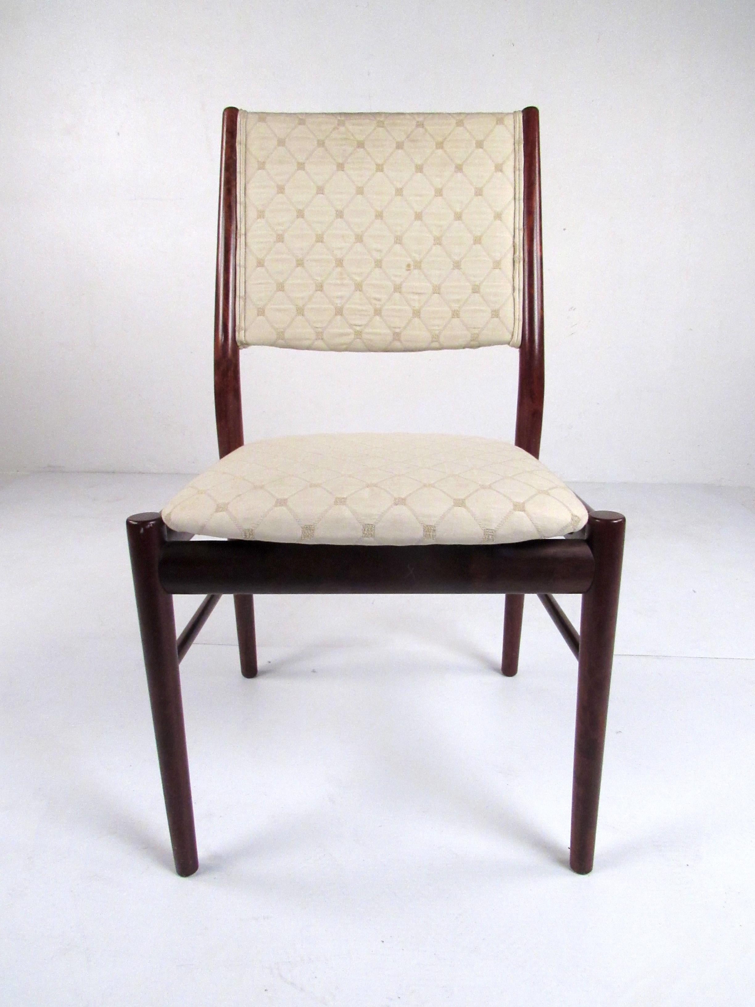 Set of Eight Vintage Danish Rosewood Chairs from Skovby Møbelfabrik (Holz) im Angebot