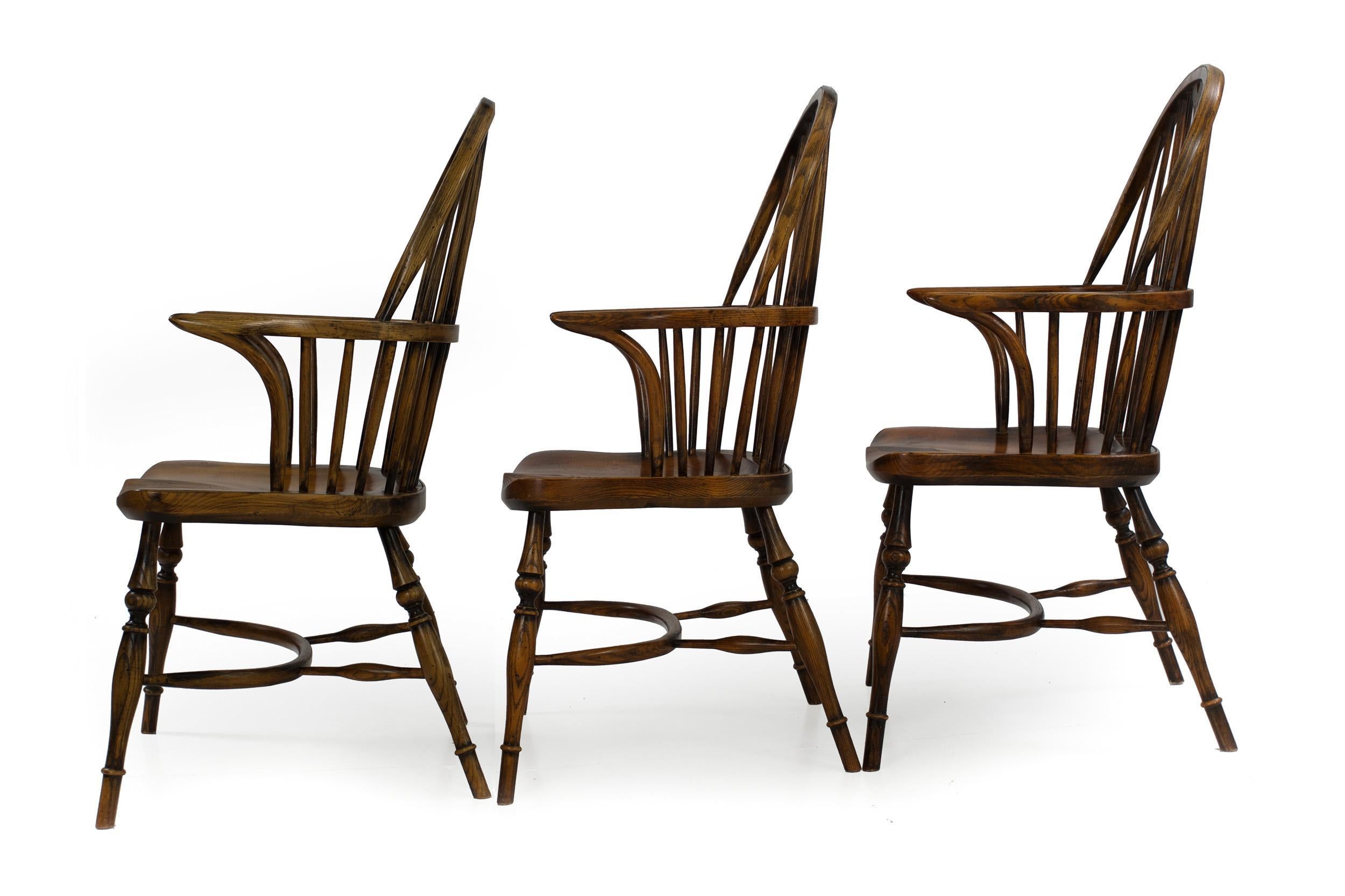 Set of Eight Vintage English Windsor Style Dining Arm Chairs, 20th Century 13