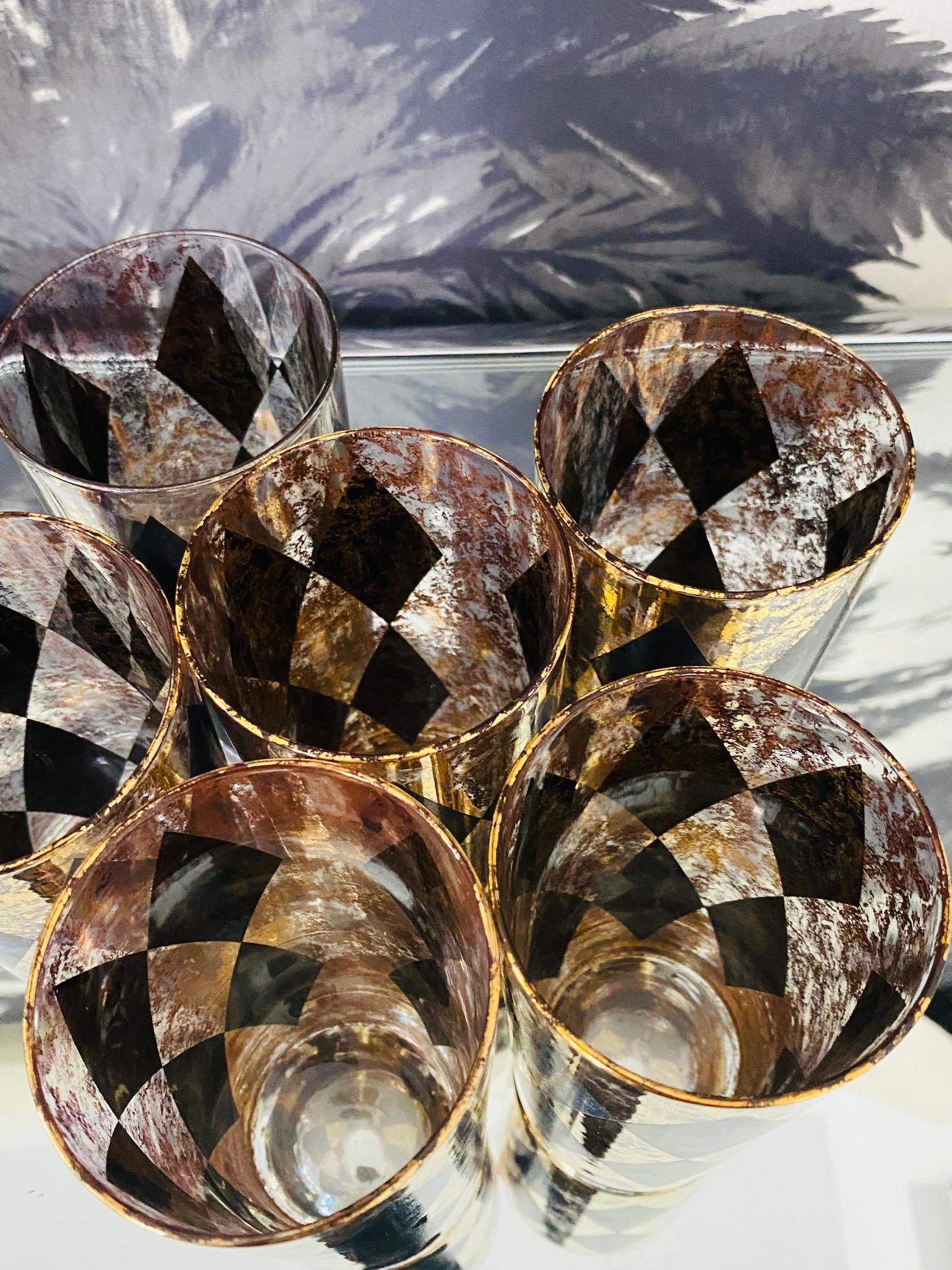 Set of Eight Harlequin Black and Gold Leaf Diamond Highball Glasses, circa 1960s For Sale 1