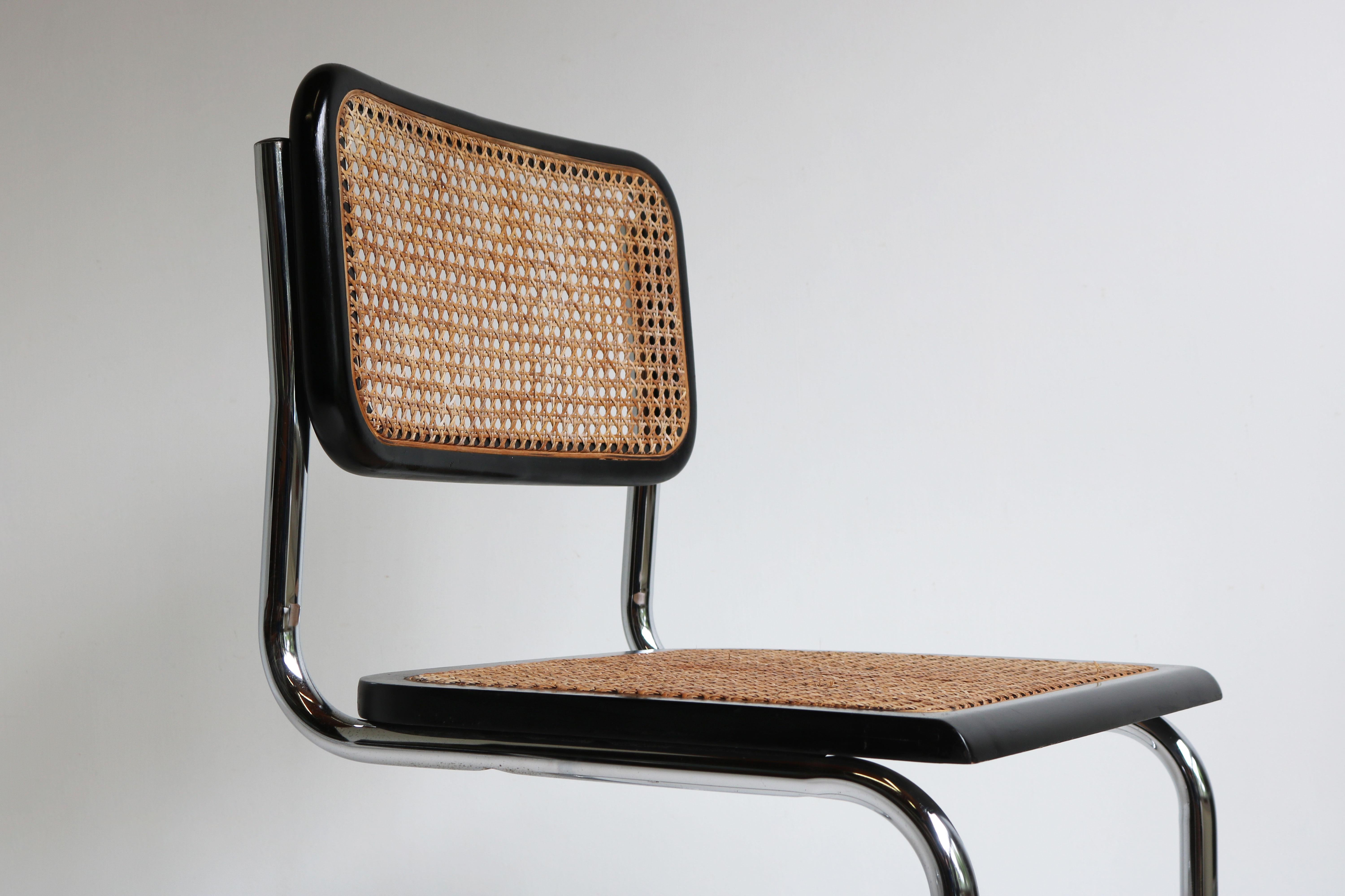 Mid-Century Modern Set of eight Vintage Marcel Breuer B32 “Cesca” Design Chairs Italy Chrome Black