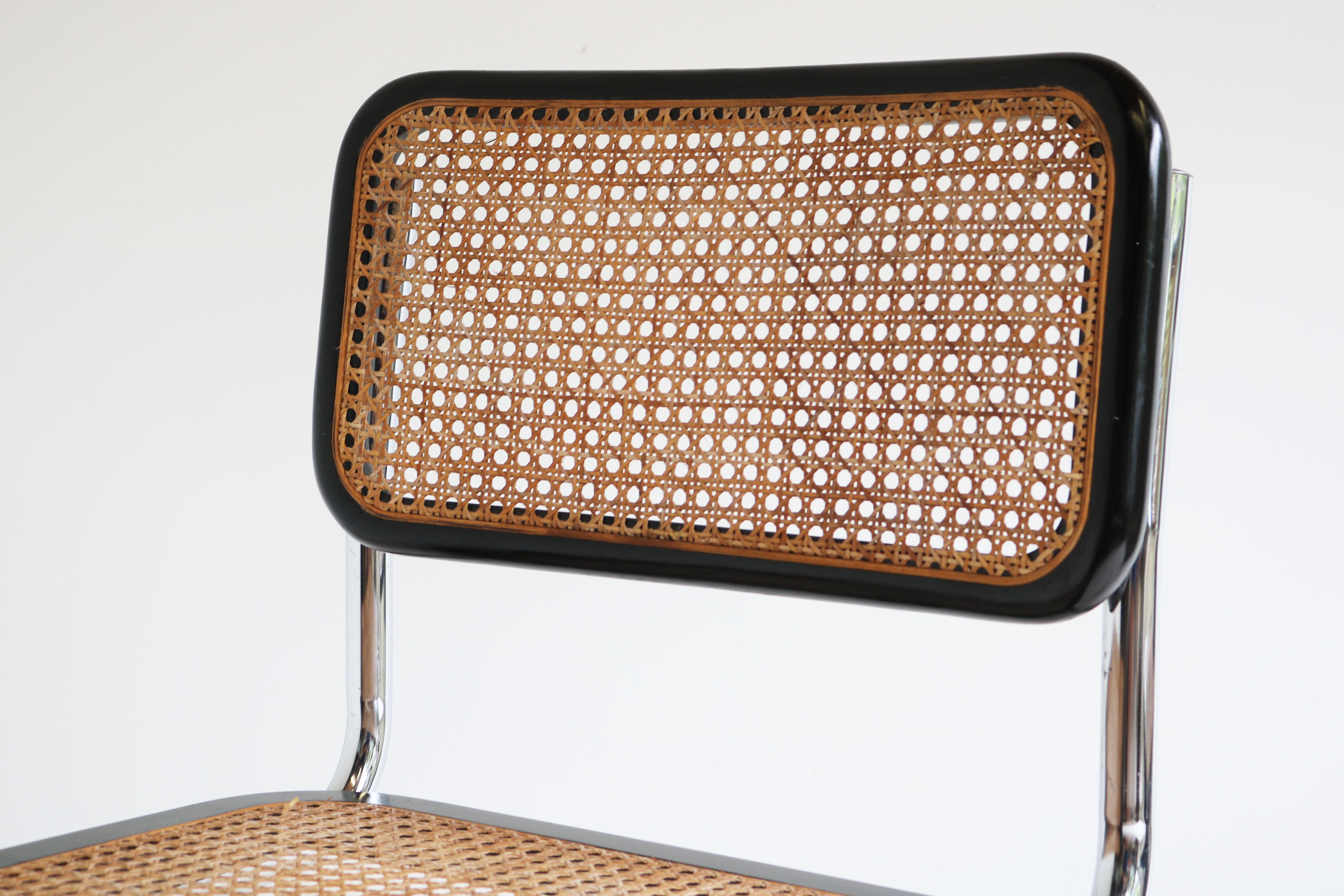 Mid-20th Century Set of eight Vintage Marcel Breuer B32 “Cesca” Design Chairs Italy Chrome Black