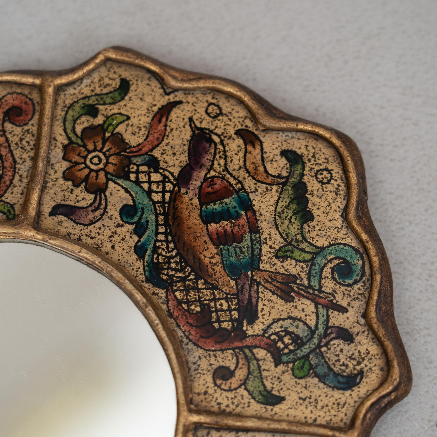 Ensemble de huit miroirs muraux péruviens vintage du milieu du siècle en bois peints à la main 7