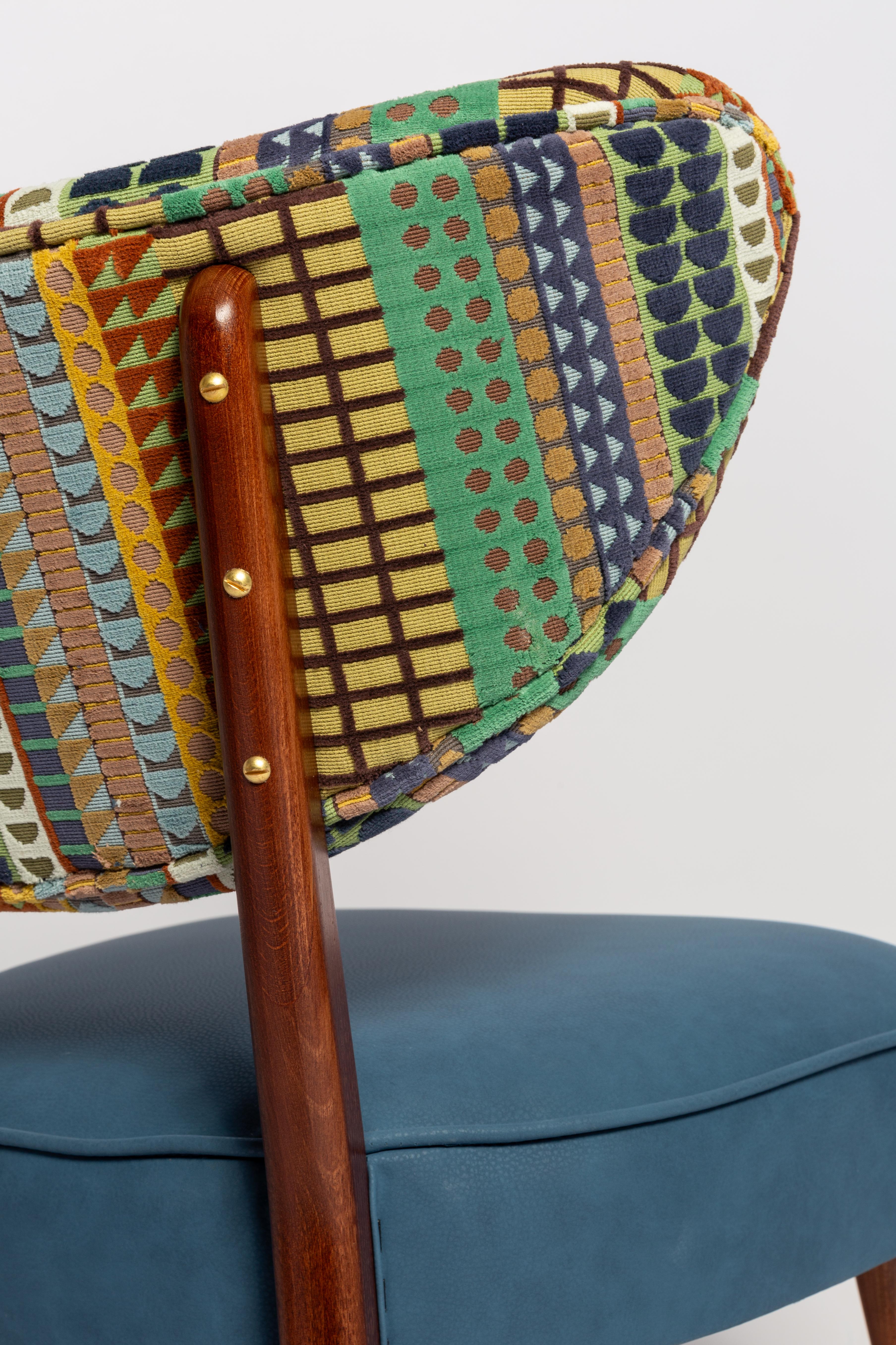 Set of Eight Vintola Studio Dining Chairs, Shoji Pierre Frey Fabric, Europe In New Condition For Sale In 05-080 Hornowek, PL
