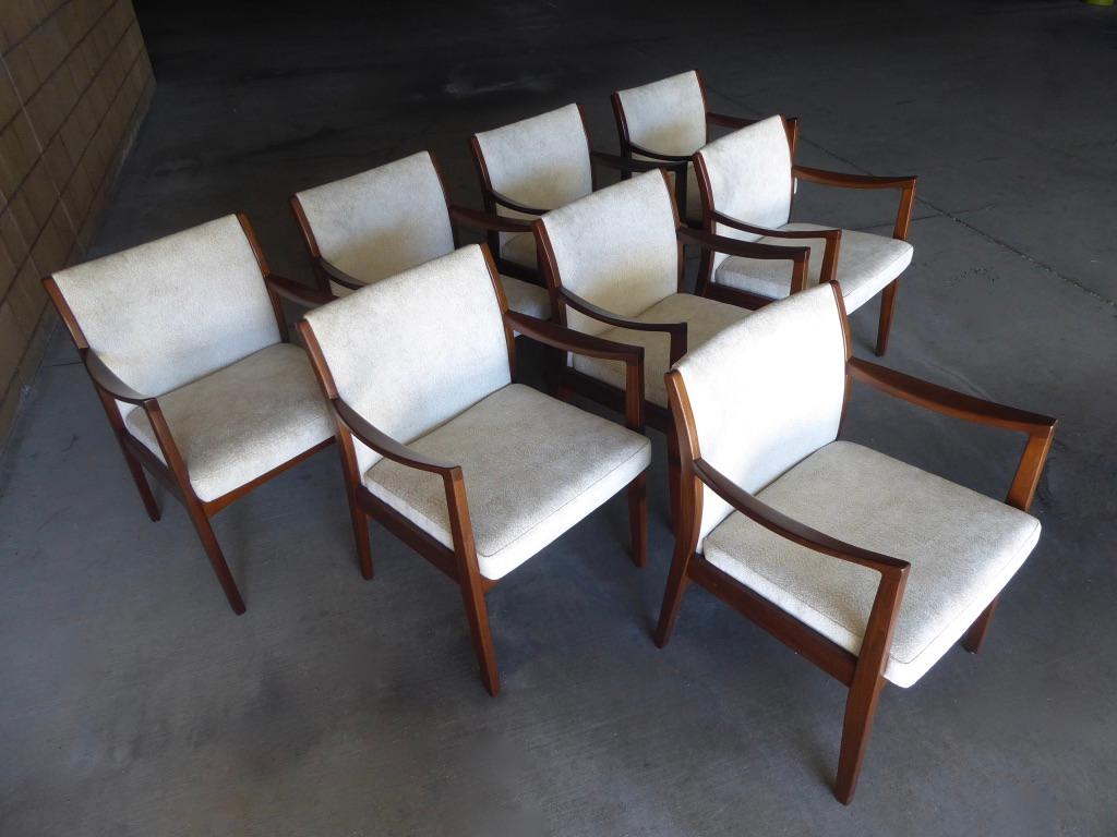 Set of Eight Walnut Dining Chairs by Johnson Chair Co. circa 1950s For Sale 8