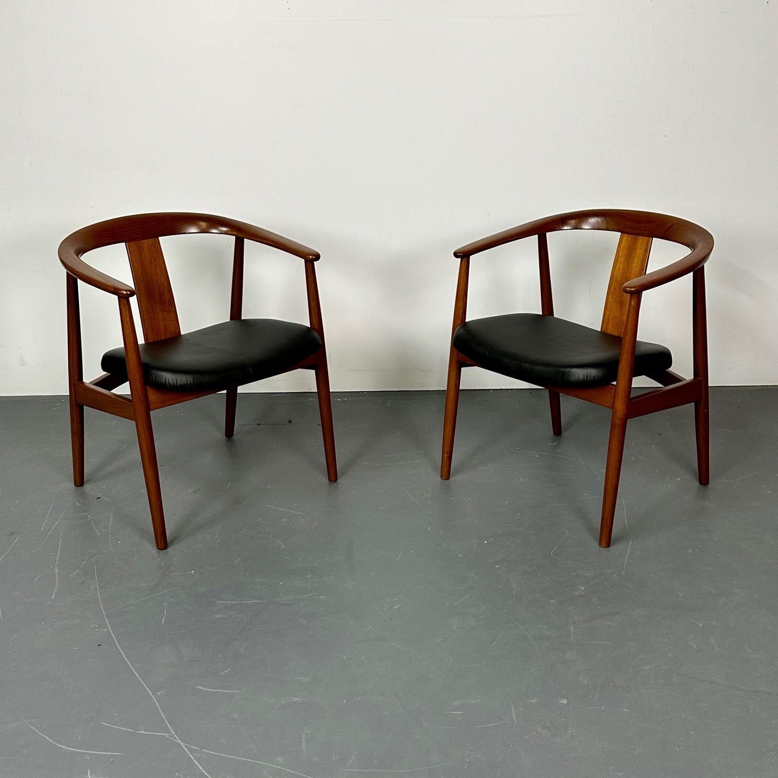 Set of Eight Wegner Style Dining Arm Chairs, Mid-Century Modern, Danish Designer 5