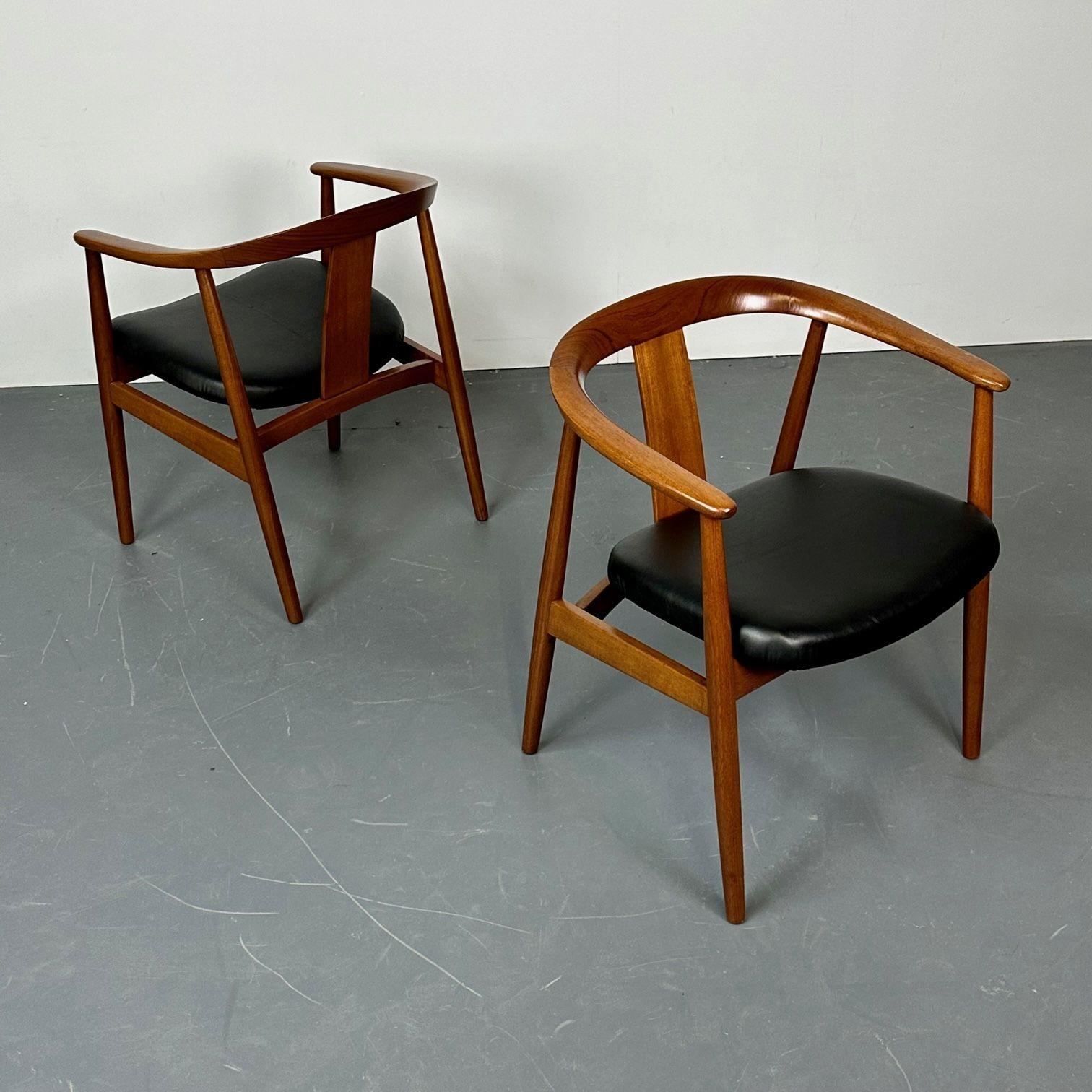 Set of Eight Wegner Style Dining Arm Chairs, Mid-Century Modern, Danish Designer 3