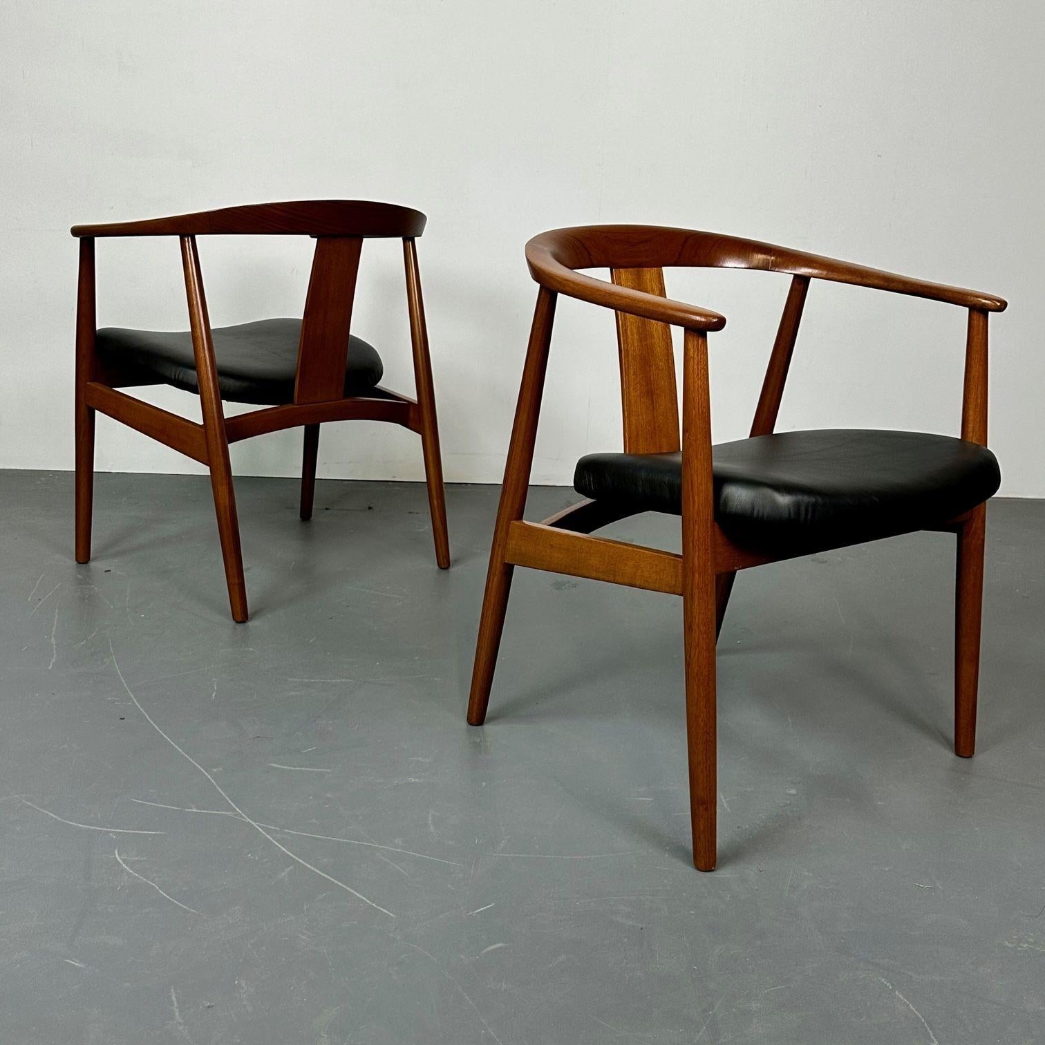 Set of Eight Wegner Style Dining Arm Chairs, Mid-Century Modern, Danish Designer 4