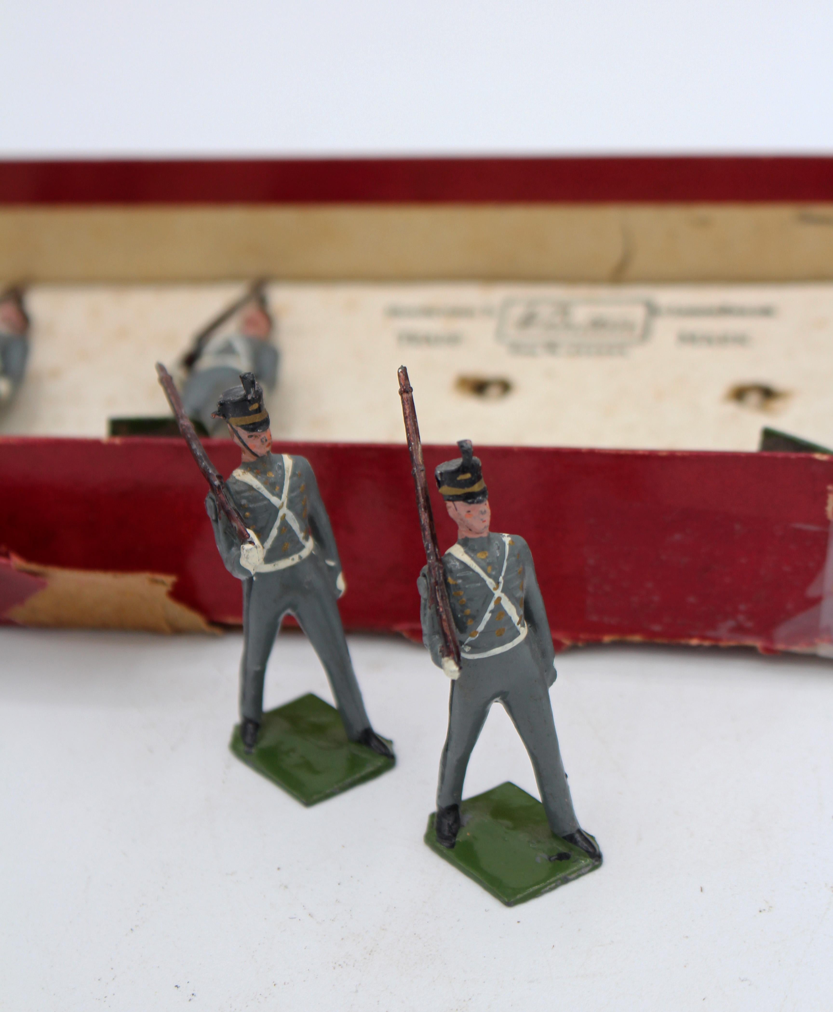 American Classical Set of Eight West Point Cadets in Box by W. Britain