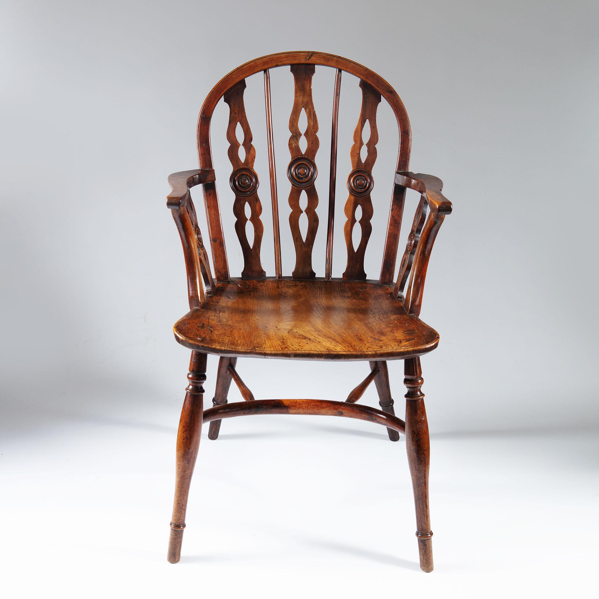 Victorian Set of Eight Wheel Back Elm and Yew Windsor Chairs