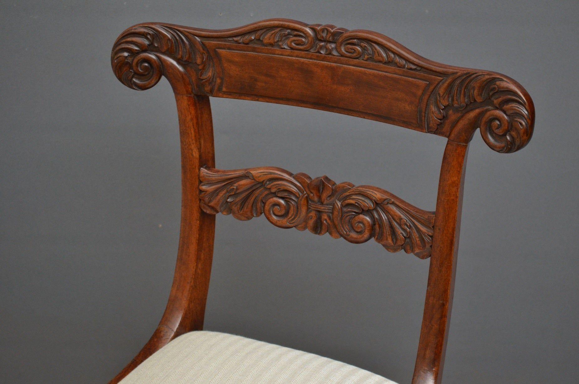 William IV Set of Eight William iv Dining Mahogany Dining Chairs, circa 1830 For Sale