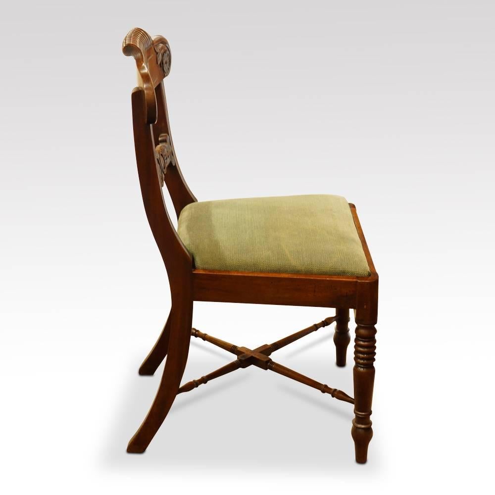 Set of Eight William IV Mahogany Dining Chairs For Sale 2