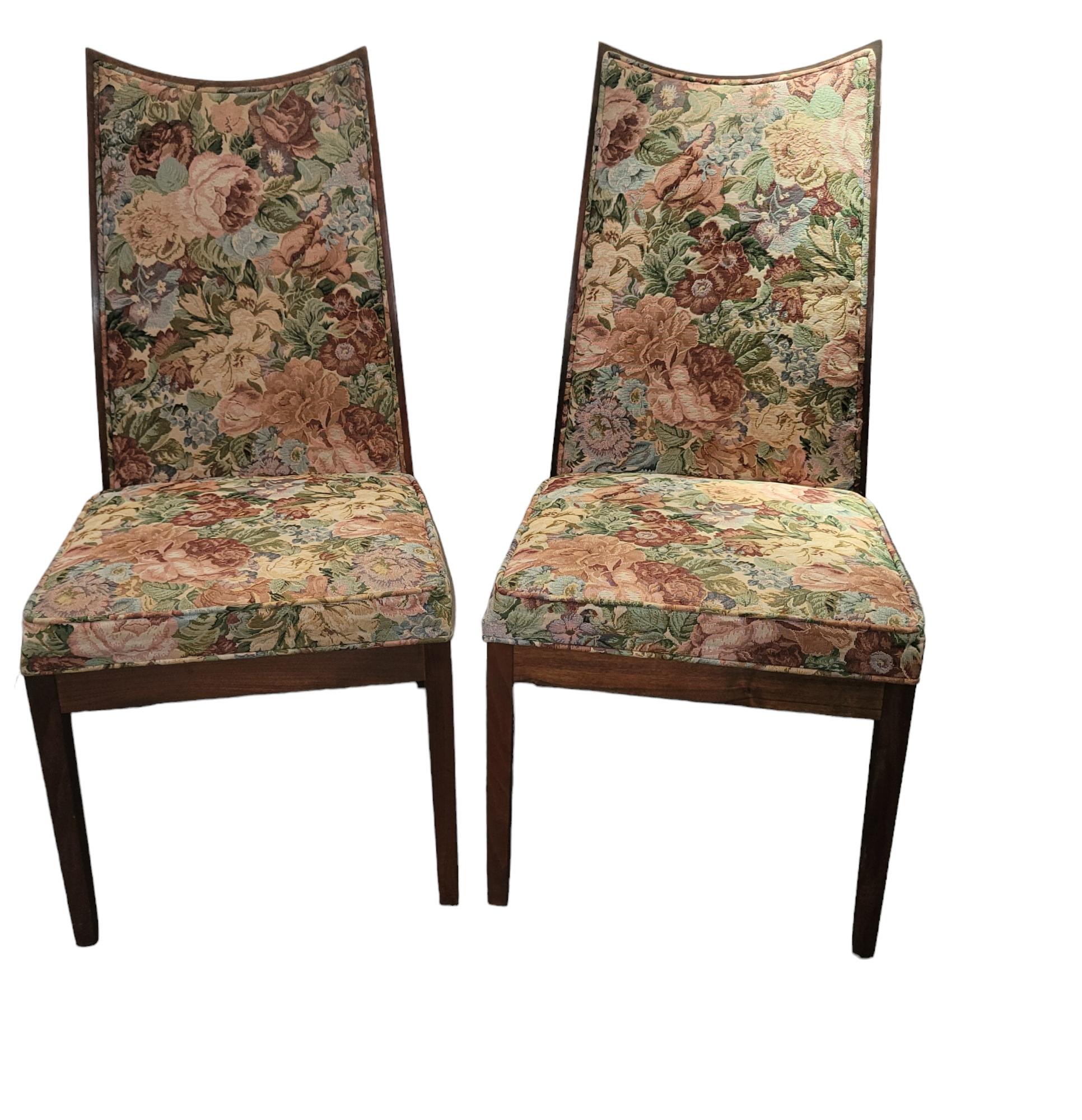 Set of Eight Wood And Floral Chairs In Good Condition In Pasadena, CA