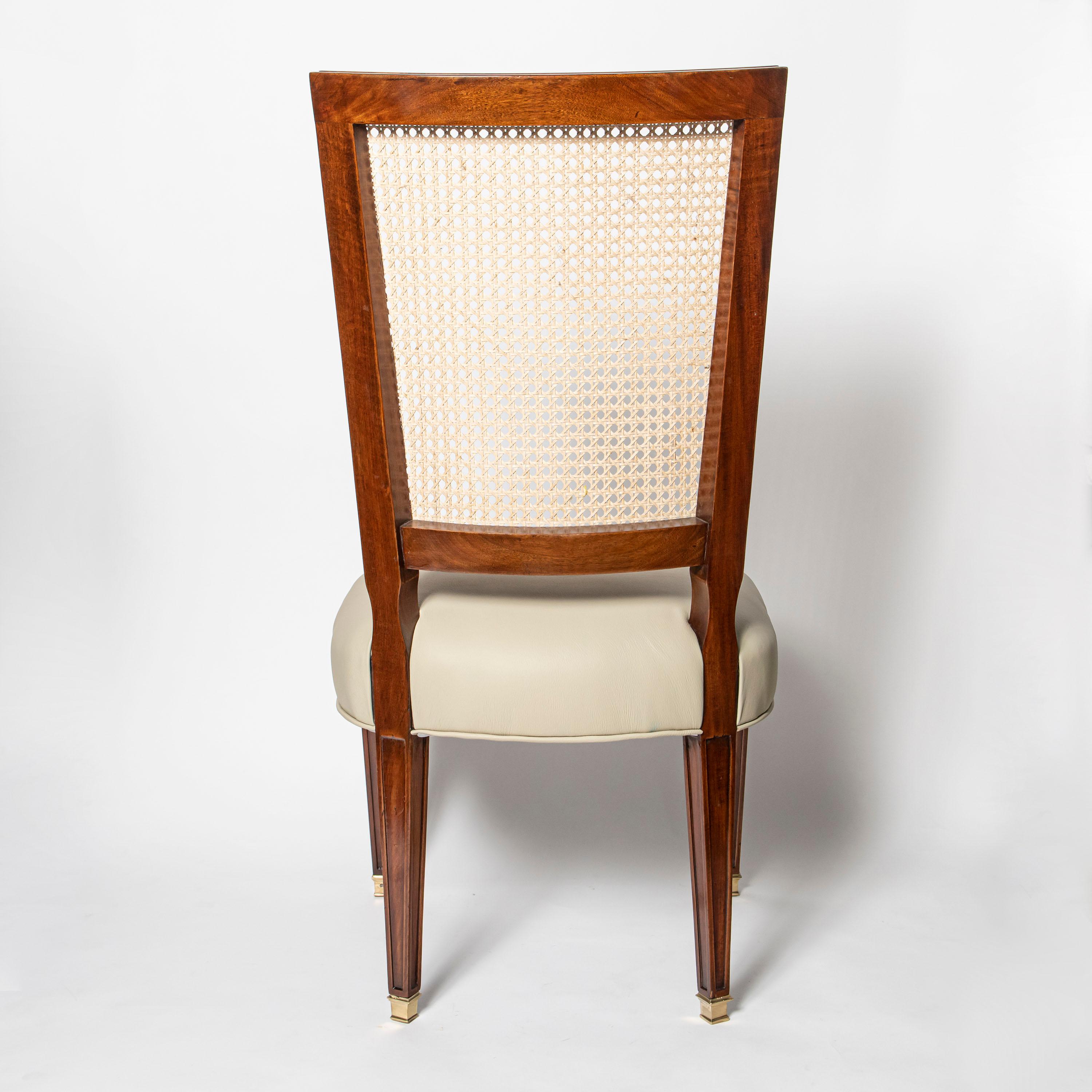 Mid-20th Century Set of Eight Wood, Rattan and Leather Chairs by Casa Comte, Argentina, 1940 For Sale