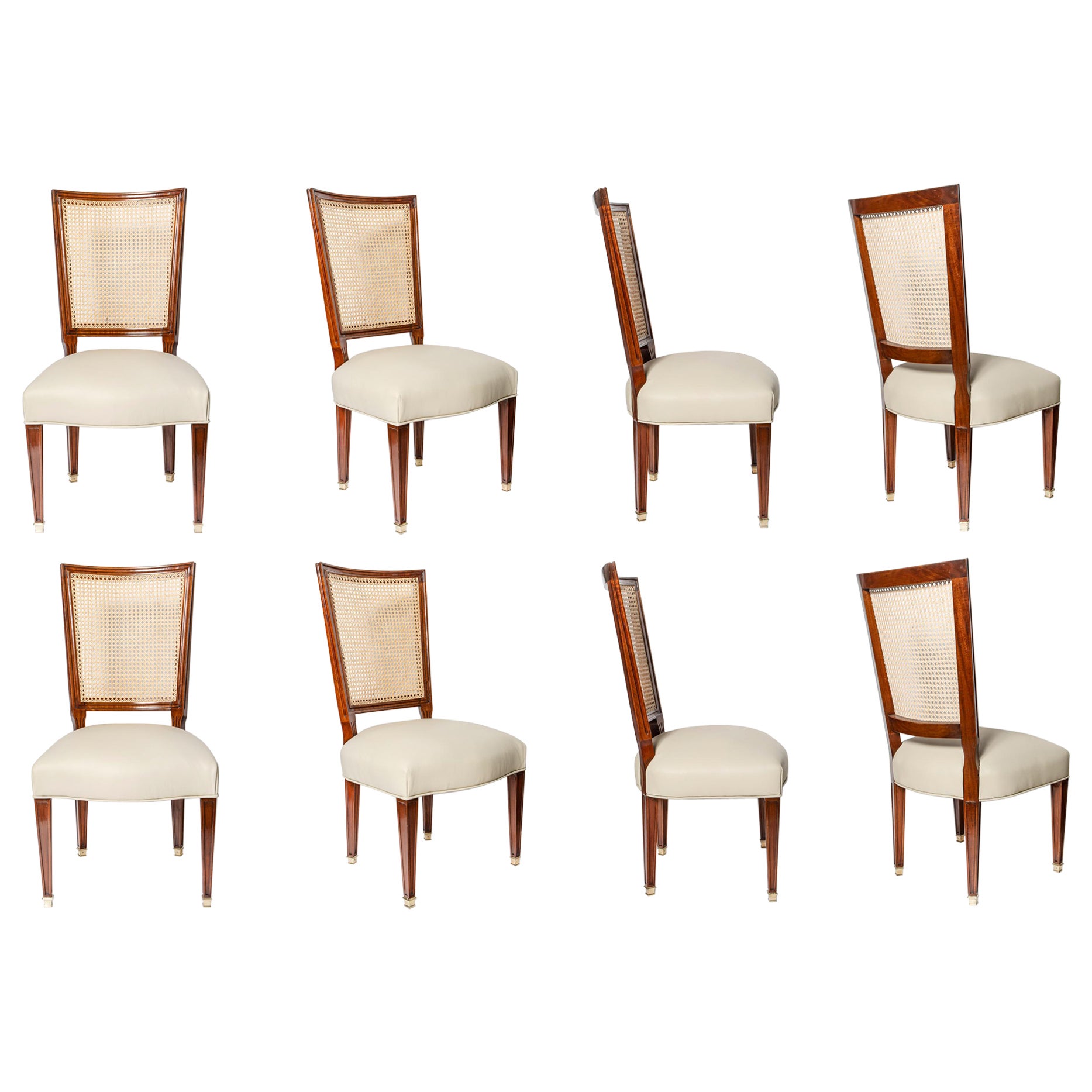 Conjunto de ocho sillas de madera, ratán y cuero de Casa Comte, Argentina, 1940 en venta