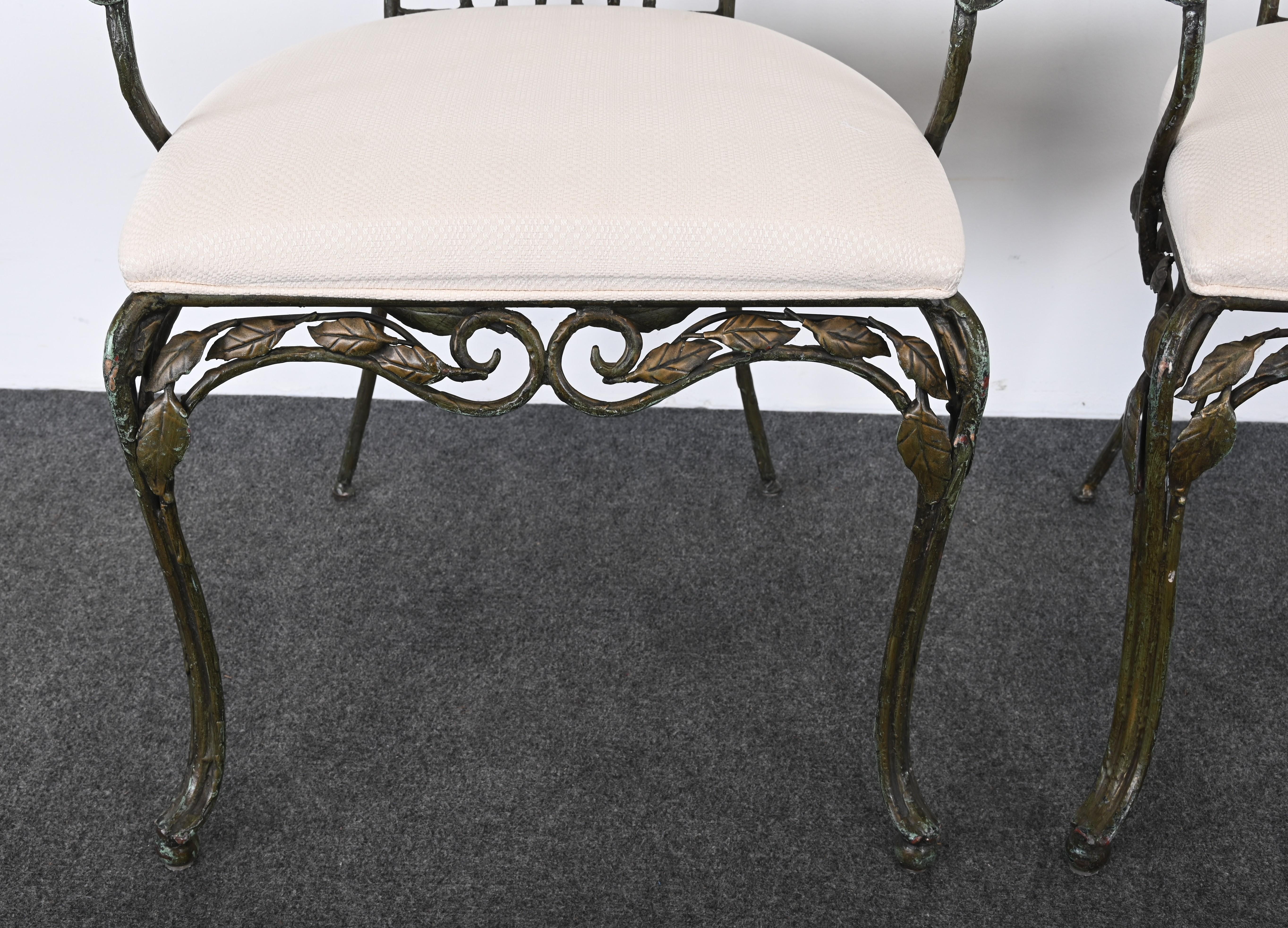 Late 20th Century Set of Eight Wrought Iron Garden Chairs in the Manner of Salterini, 1980s