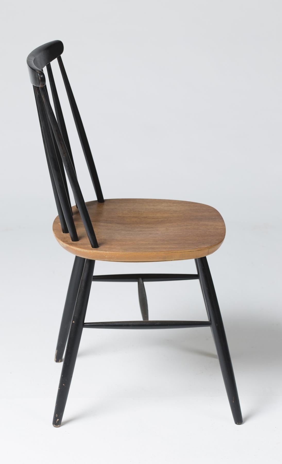 Set of Eleven Chairs by Ilmari Tapiovaara, Finland, circa 1960 In Good Condition In Paris, FR