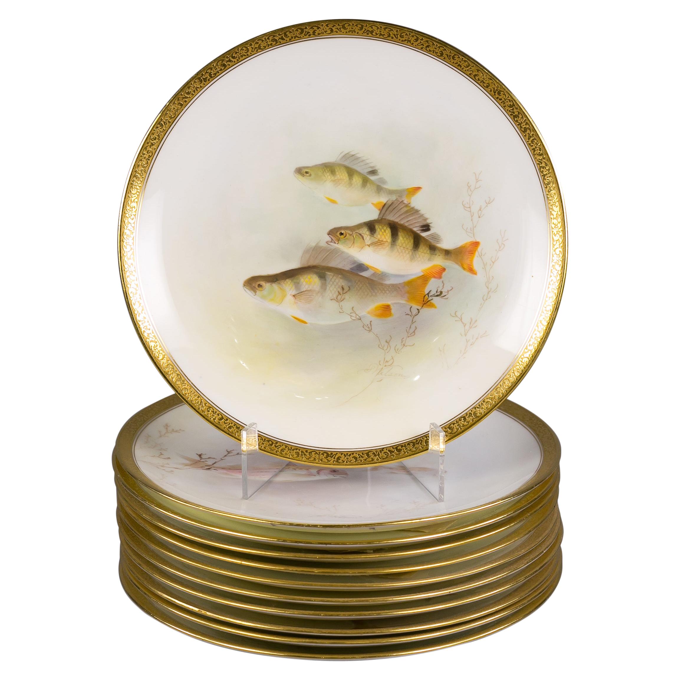 Ensemble de onze assiettes à poisson en porcelaine anglaise, Royal Doulton, datant d'environ 1890