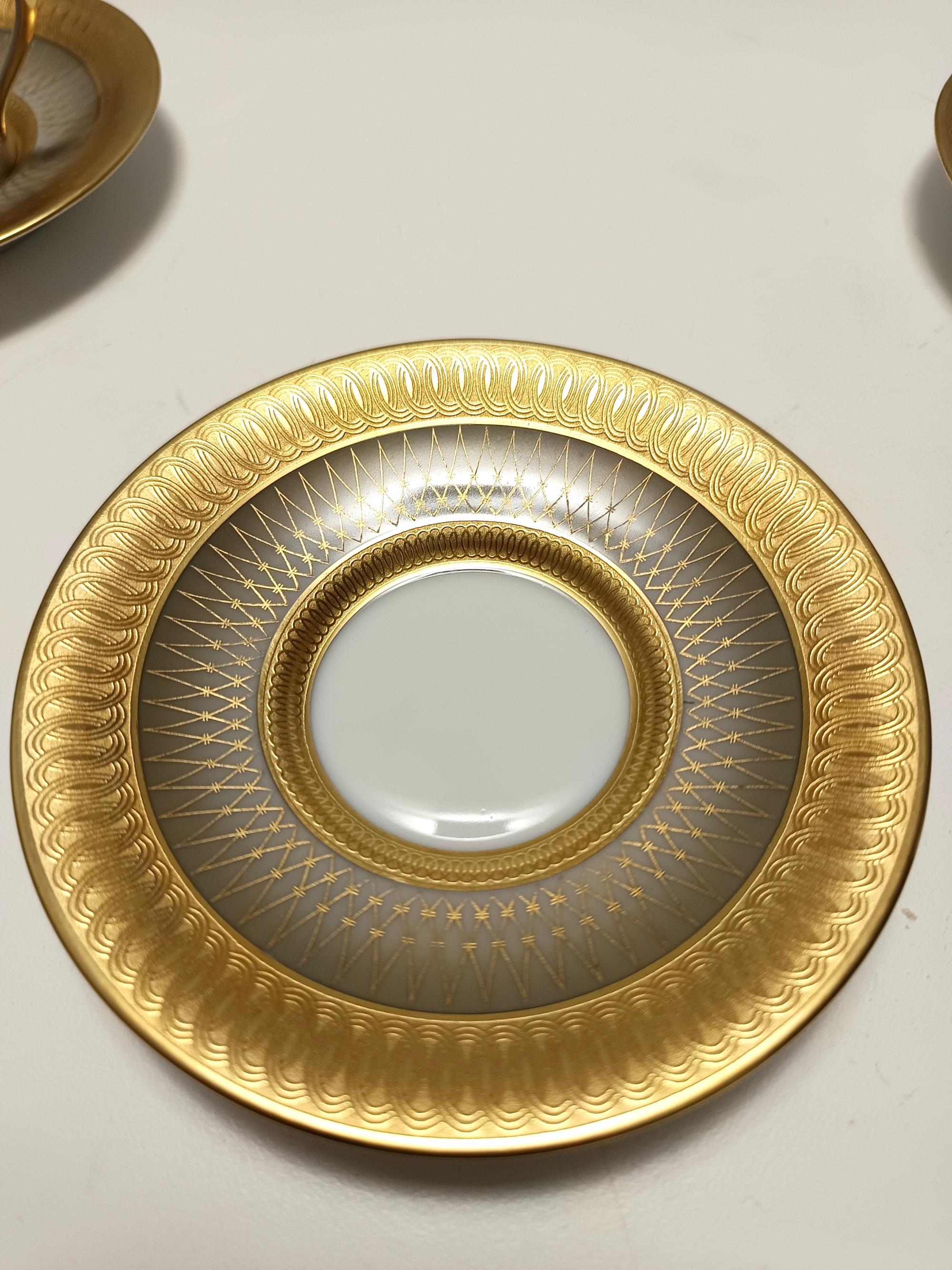Juego de once tazas de café de porcelana y oro puro de Hutschenreuther, Alemania mediados del siglo XX en venta