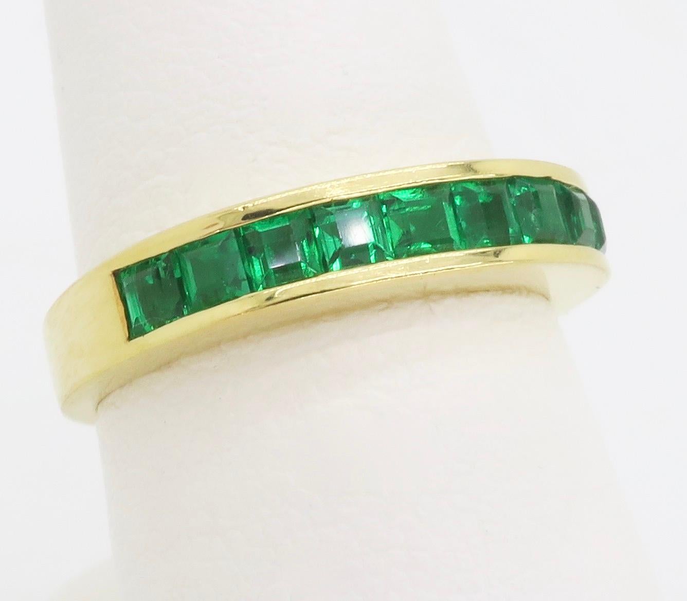 Set of Emerald, Ruby, Sapphire Bands Made in 18k Yellow Gold For Sale 5