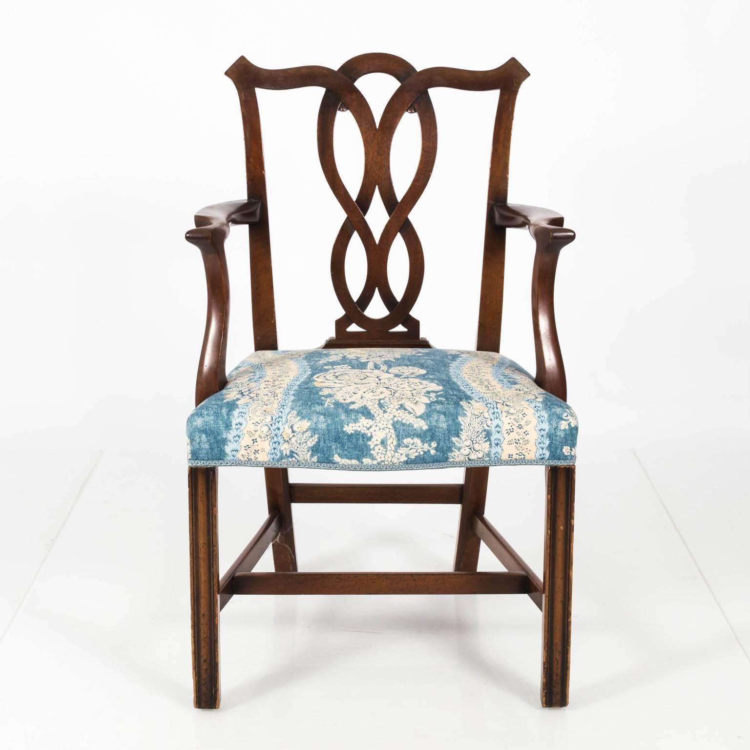 Set of English Chippendale Style Dining Chairs For Sale 10