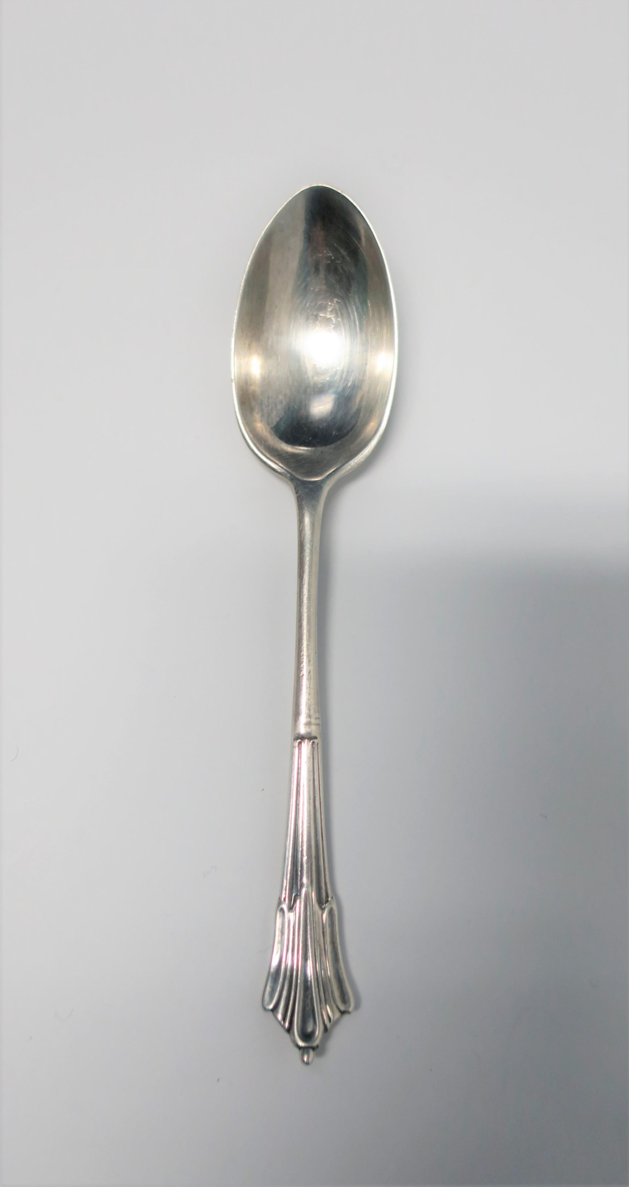 A beautiful set of six English sterling silver espresso coffee or tea demitasse spoons in the style of Art Nouveau, circa early to mid-20th century, England. Beautiful details on spoon - front and back. With English and sterling silver marking's on