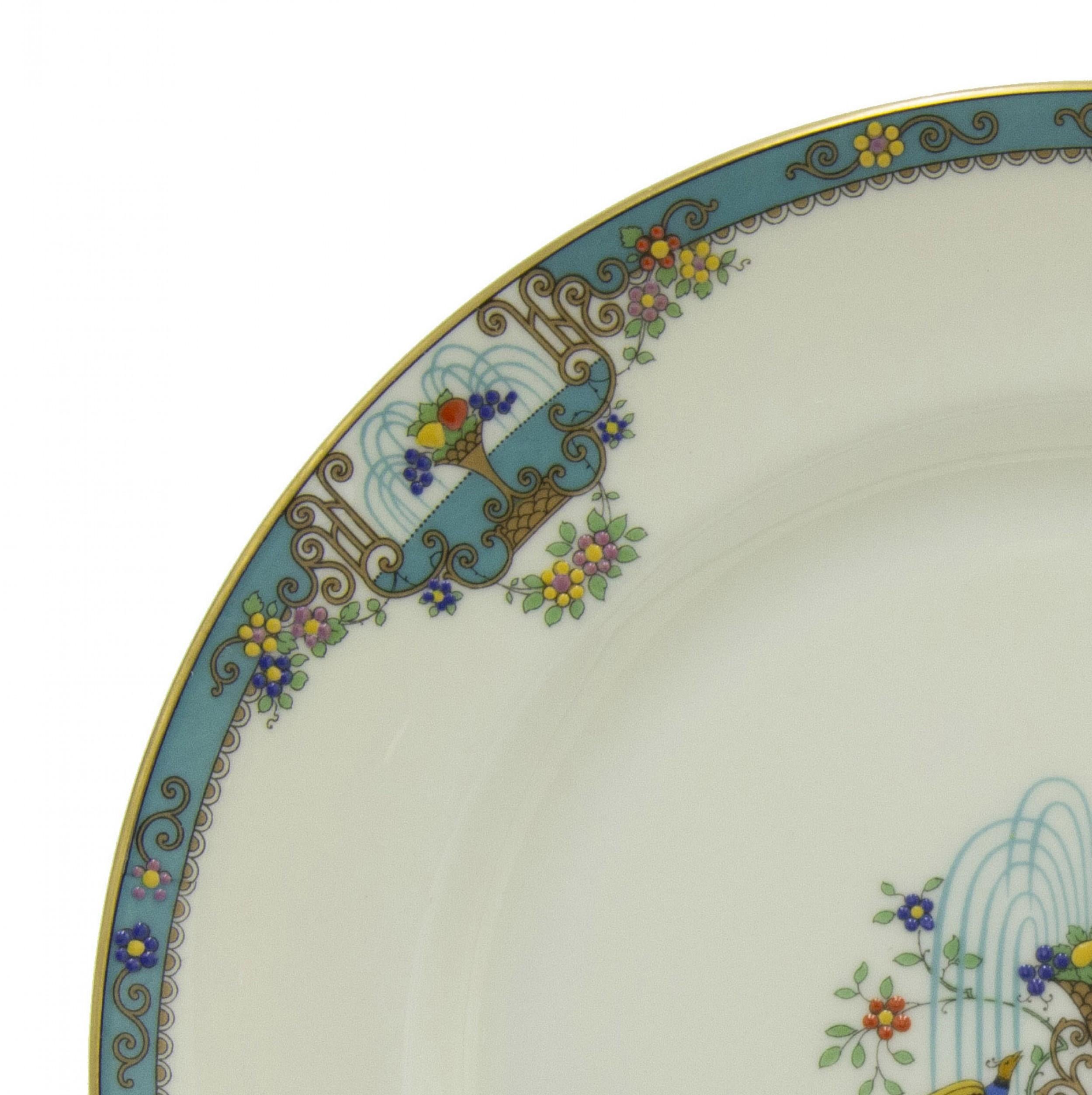 Set di 6 piatti inglesi vittoriani in porcellana bianca con disegno di fontana blu sul bordo e uccello al centro (Lenox)