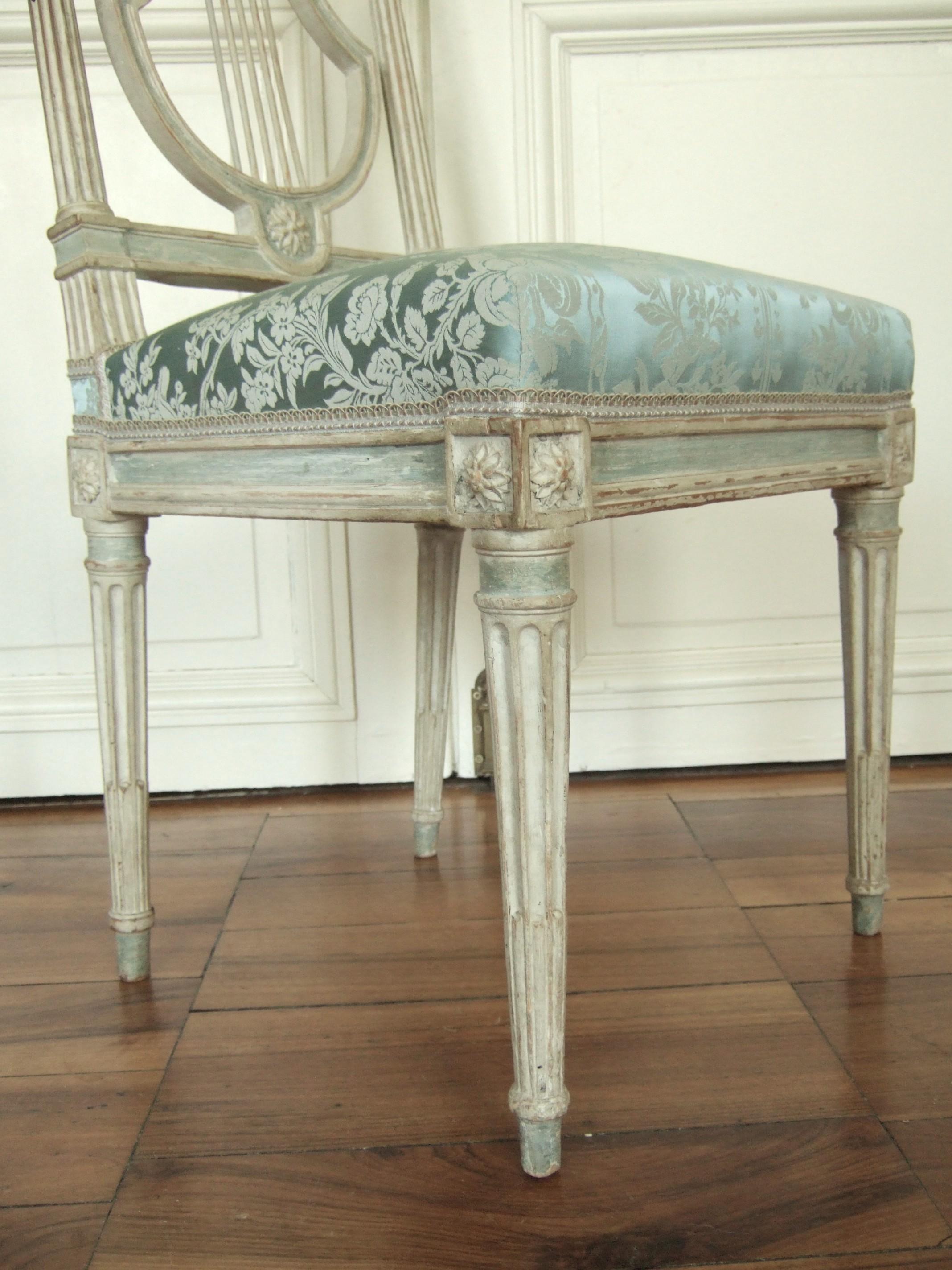 Französische Stühle Original Jacob Modell Lyre of Louis XVI, spätes 18. Jahrhundert  (Seide) im Angebot