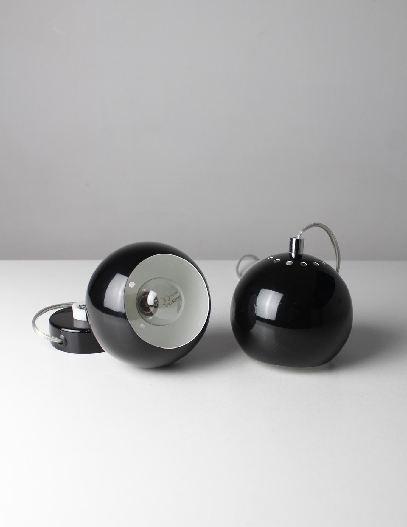 Metal Set of eyeball space age bedside table lamps form the 80's