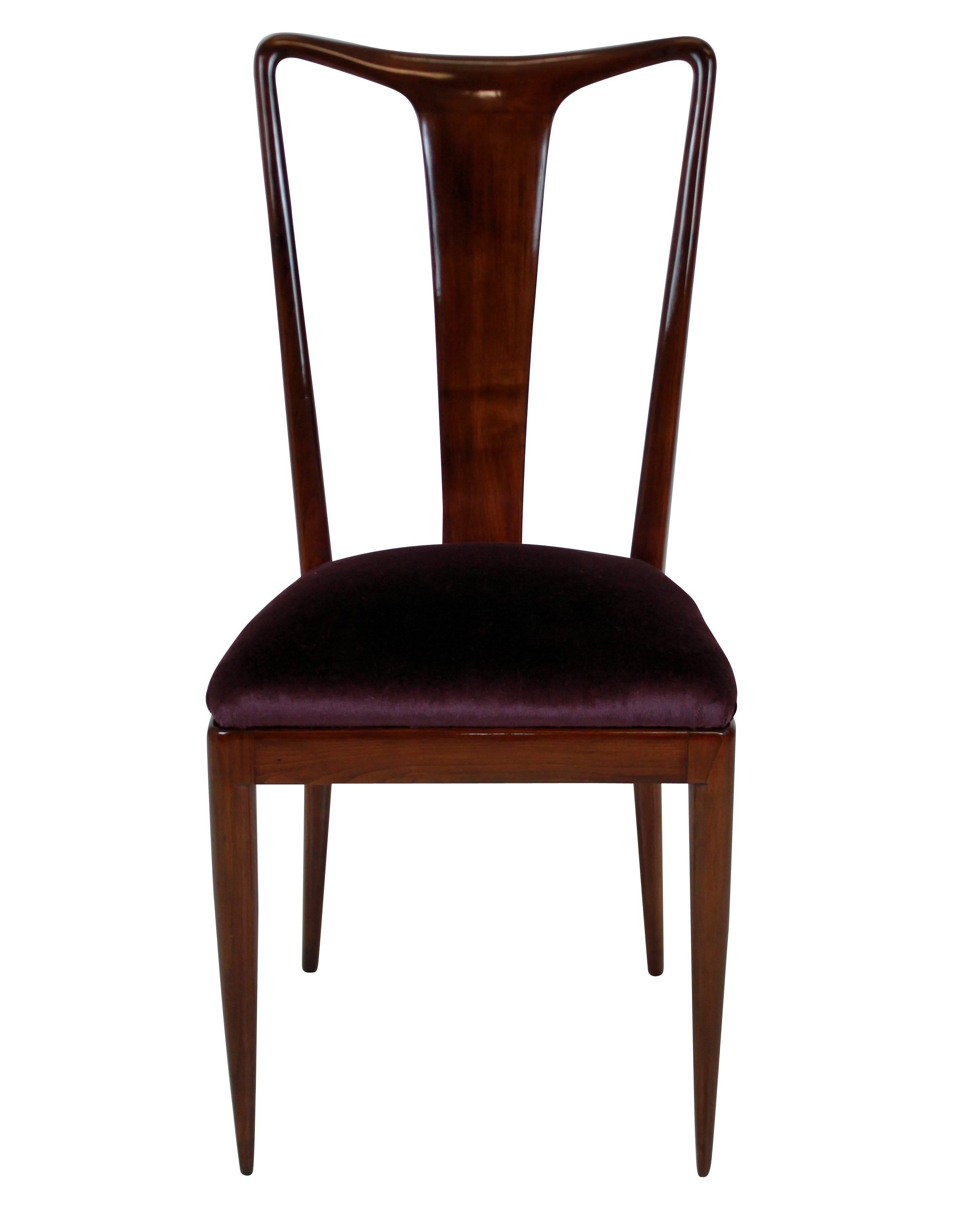 A set of six dining chairs of superb quality in the style of Ulrich. In beautifully sculpted and polished mahogany with Aubergine mohair velvet seats.


Measure: 49 cm high (seats).
     