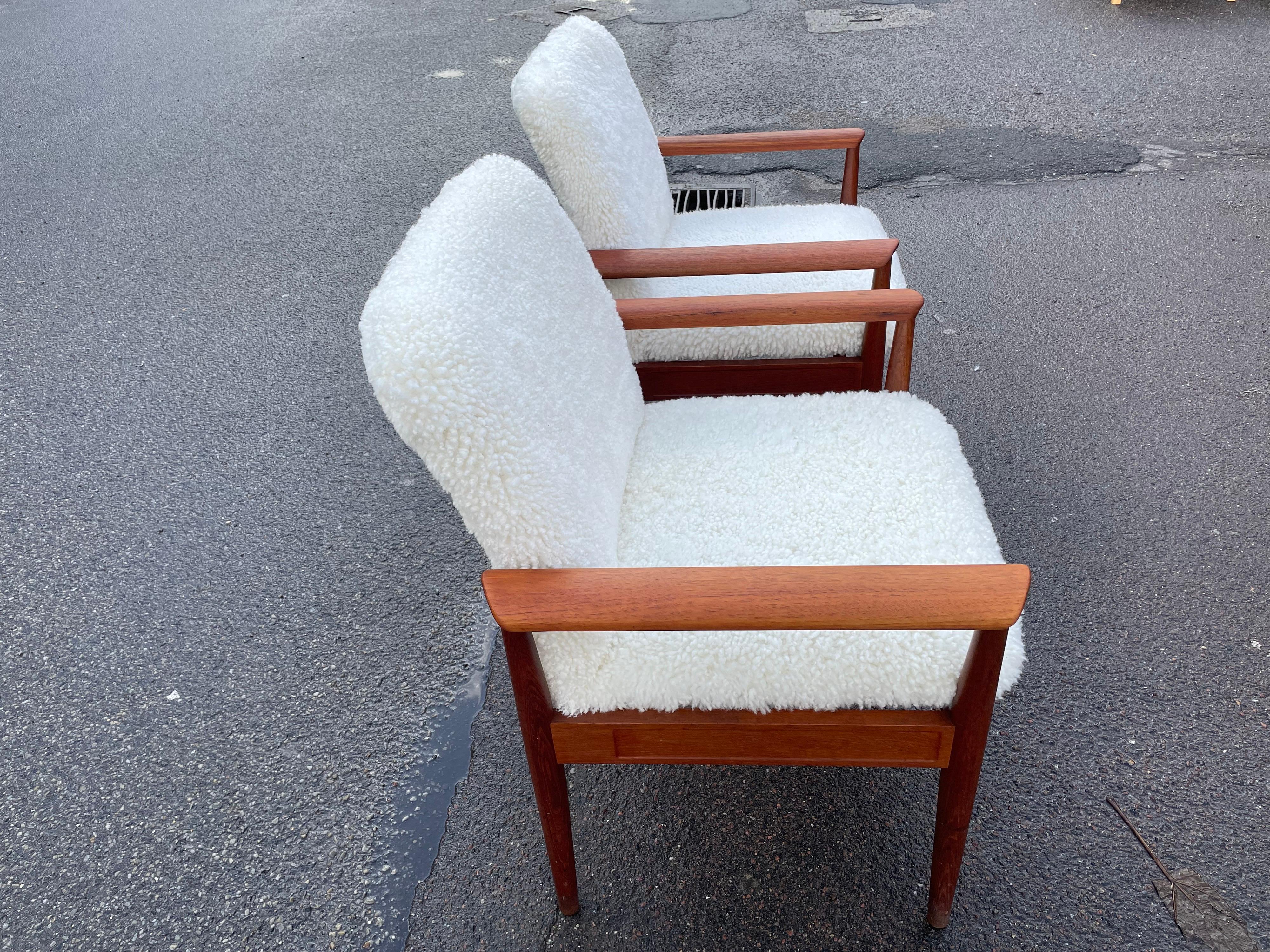Finn Juhl, diplomat desk chair or armchair with frame in teak, model 209. Designed in 1963. Produced by France & Son.