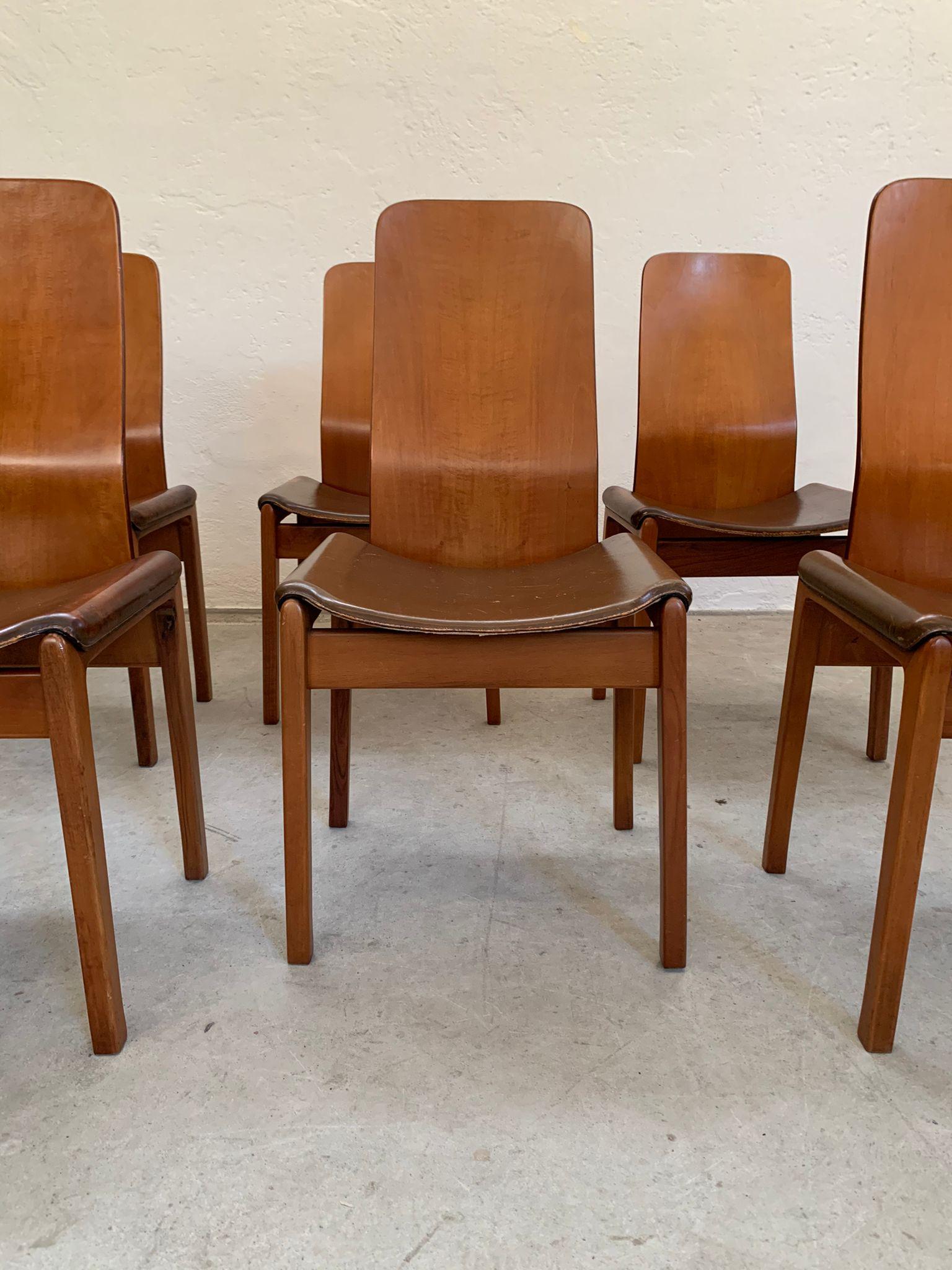 Set of Fiorenza chairs in wood and leather by Tito Agnoli for Molteni, 1968 8