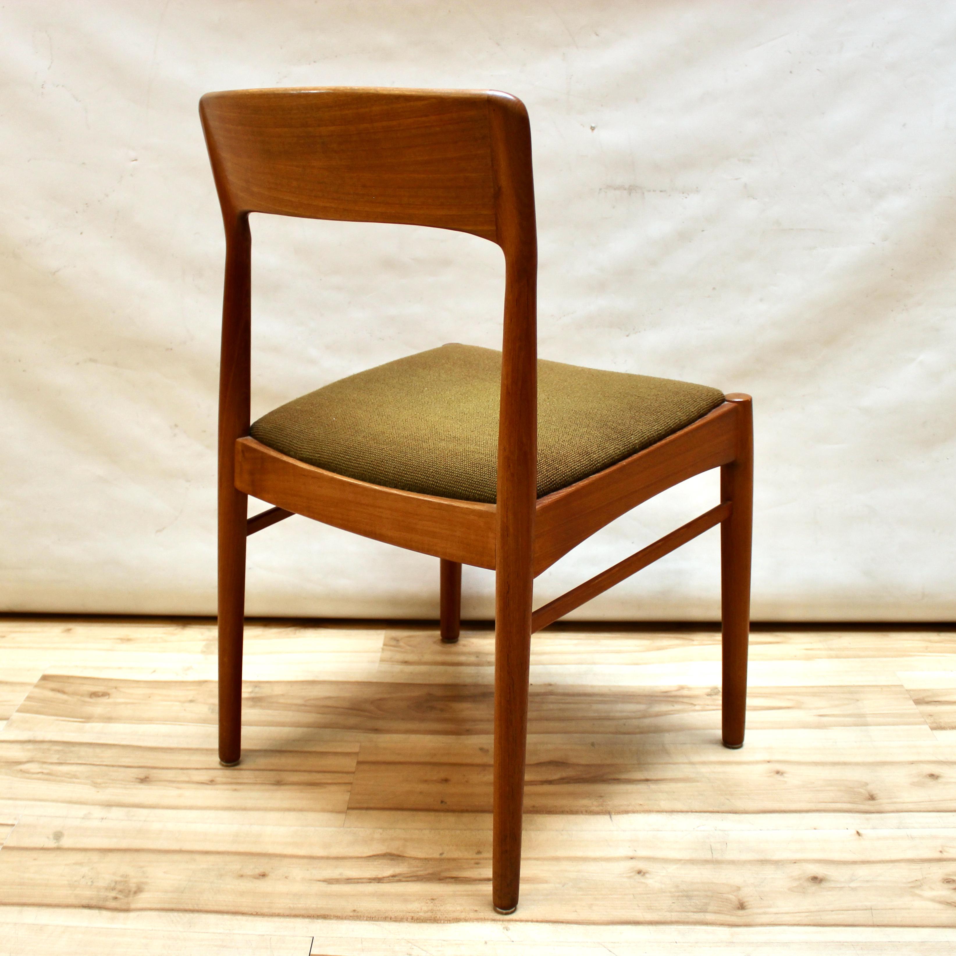 Set of Five 1960s Henning Kjaernulf Teak Dining Chairs 6
