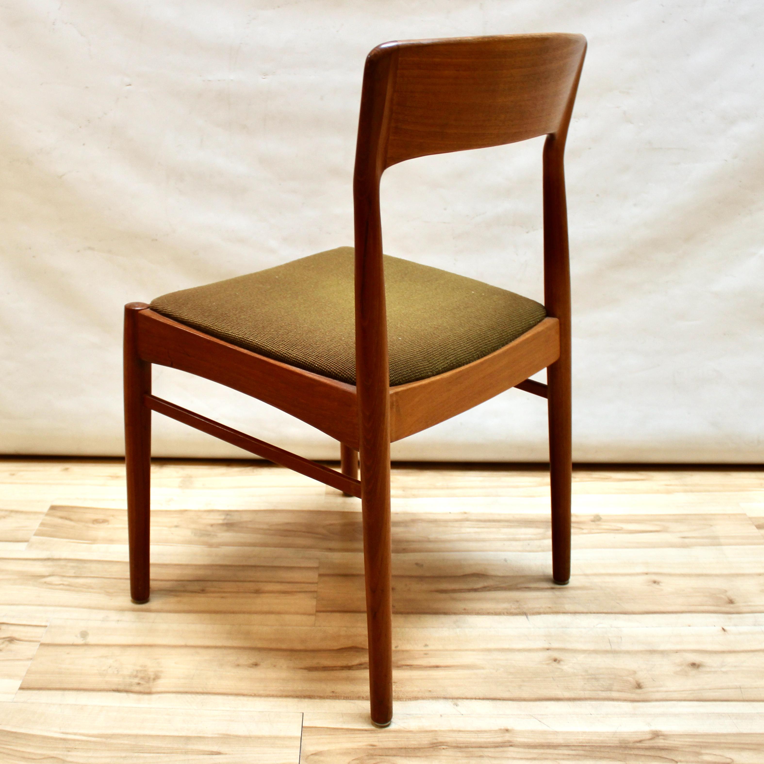 Set of Five 1960s Henning Kjaernulf Teak Dining Chairs 7