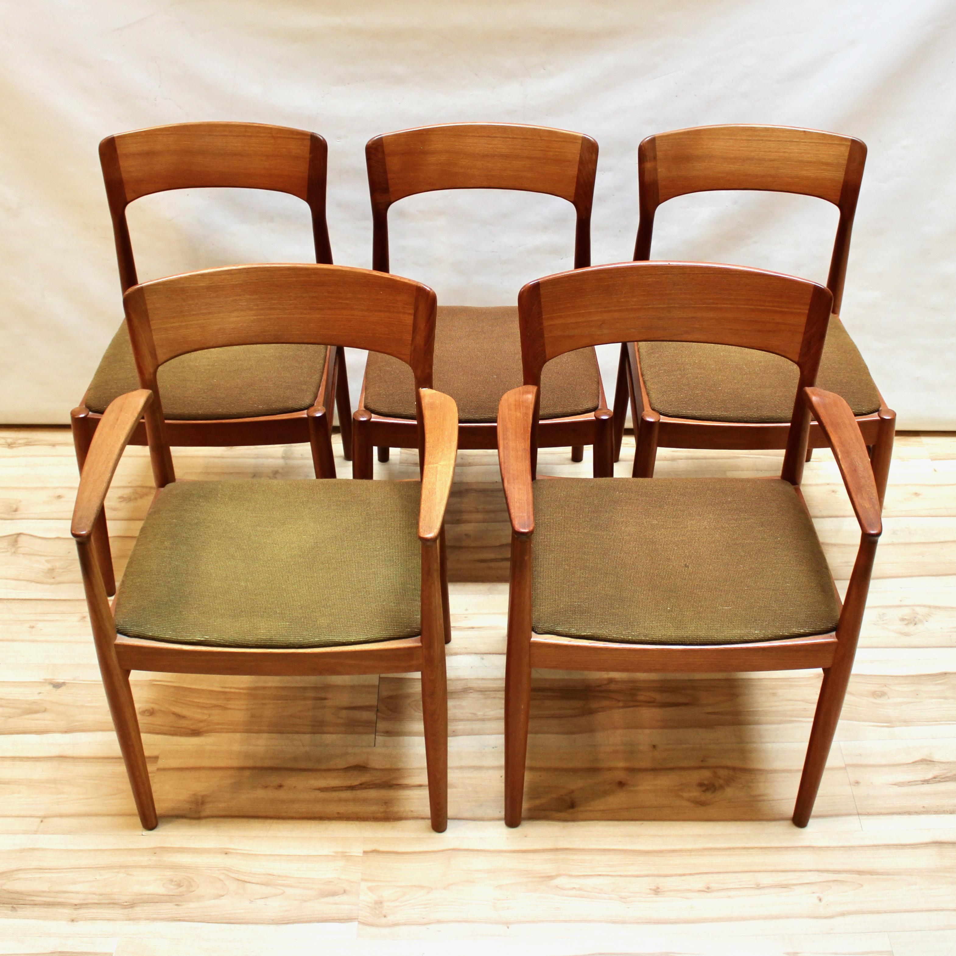 Scandinavian Modern Set of Five 1960s Henning Kjaernulf Teak Dining Chairs