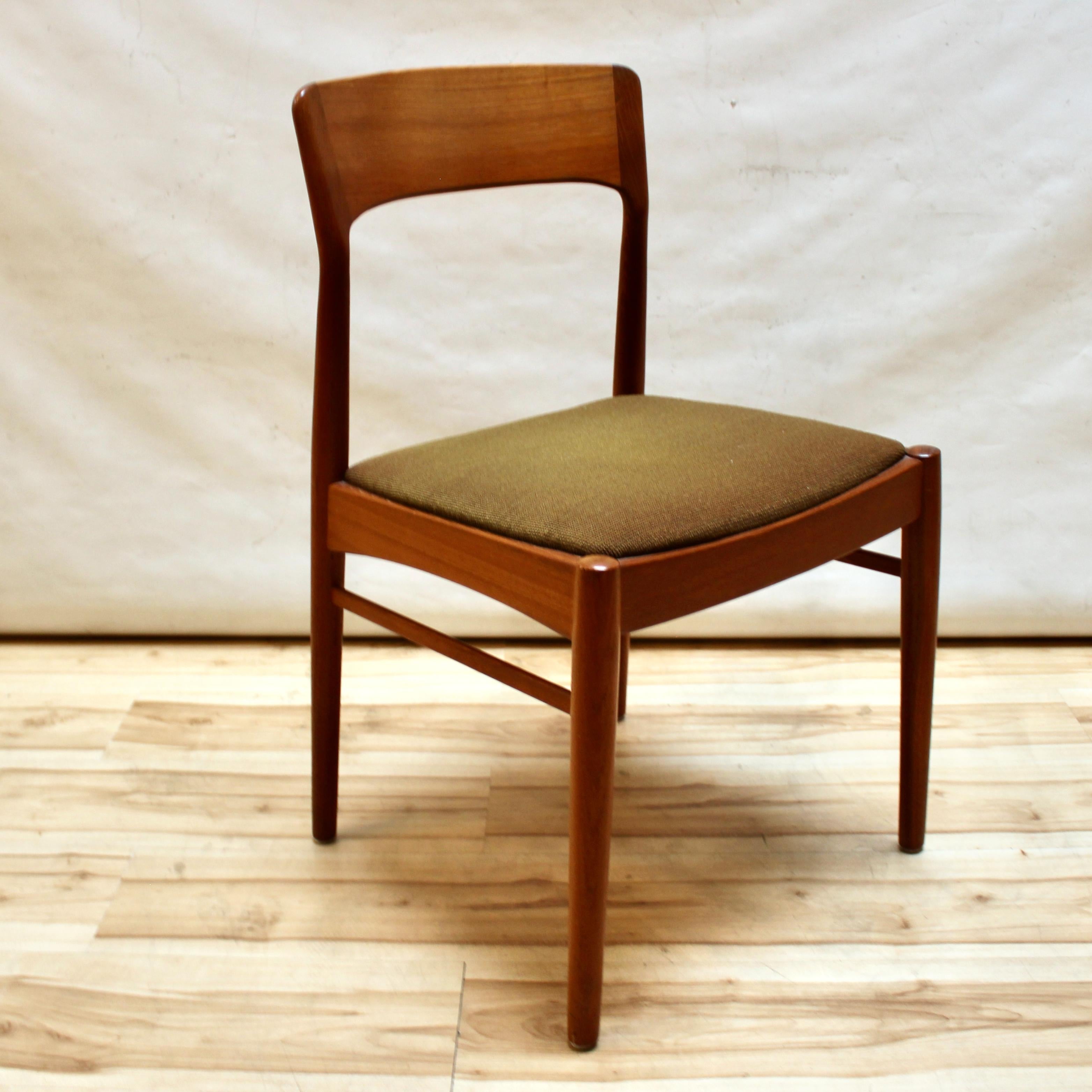 20th Century Set of Five 1960s Henning Kjaernulf Teak Dining Chairs