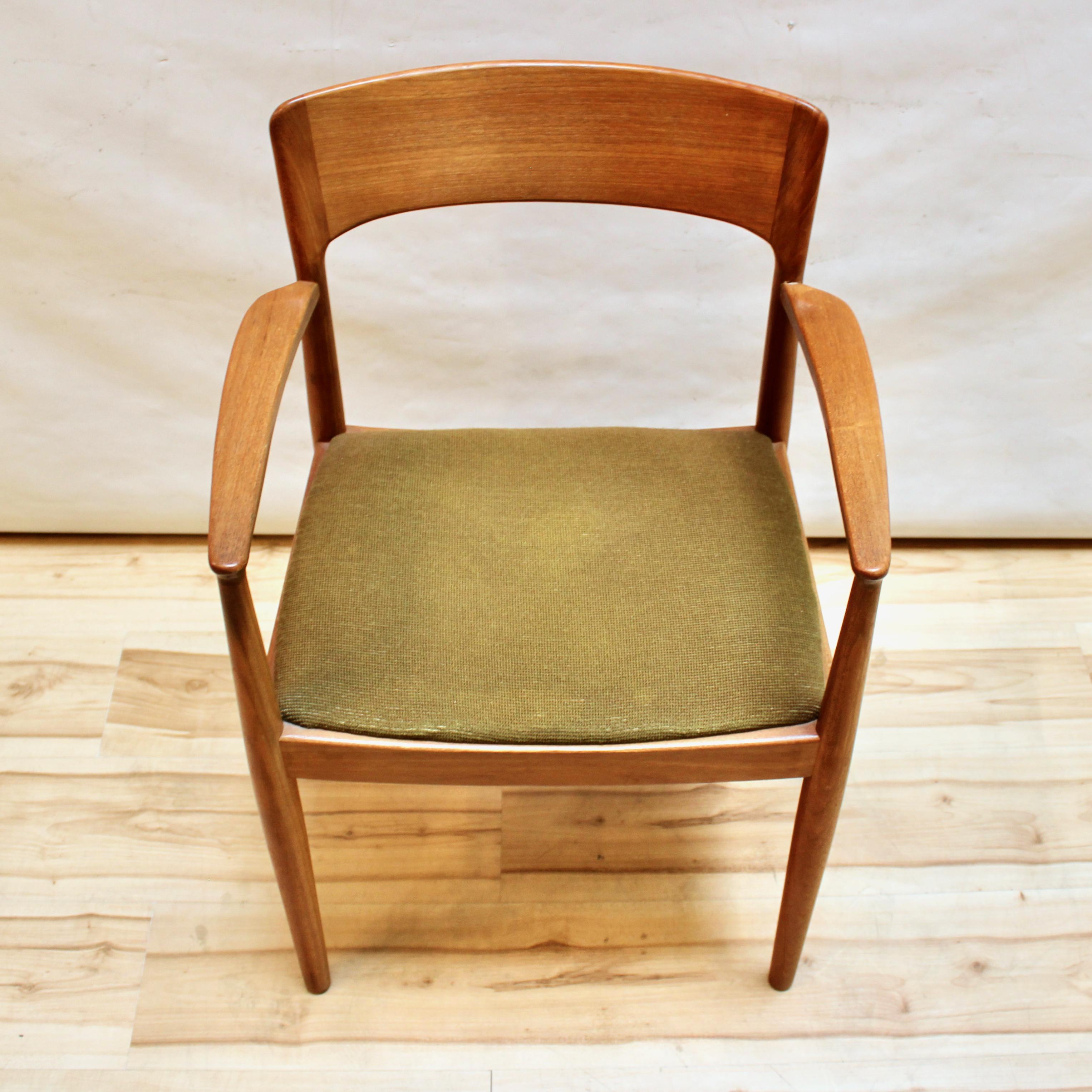 Set of Five 1960s Henning Kjaernulf Teak Dining Chairs 2